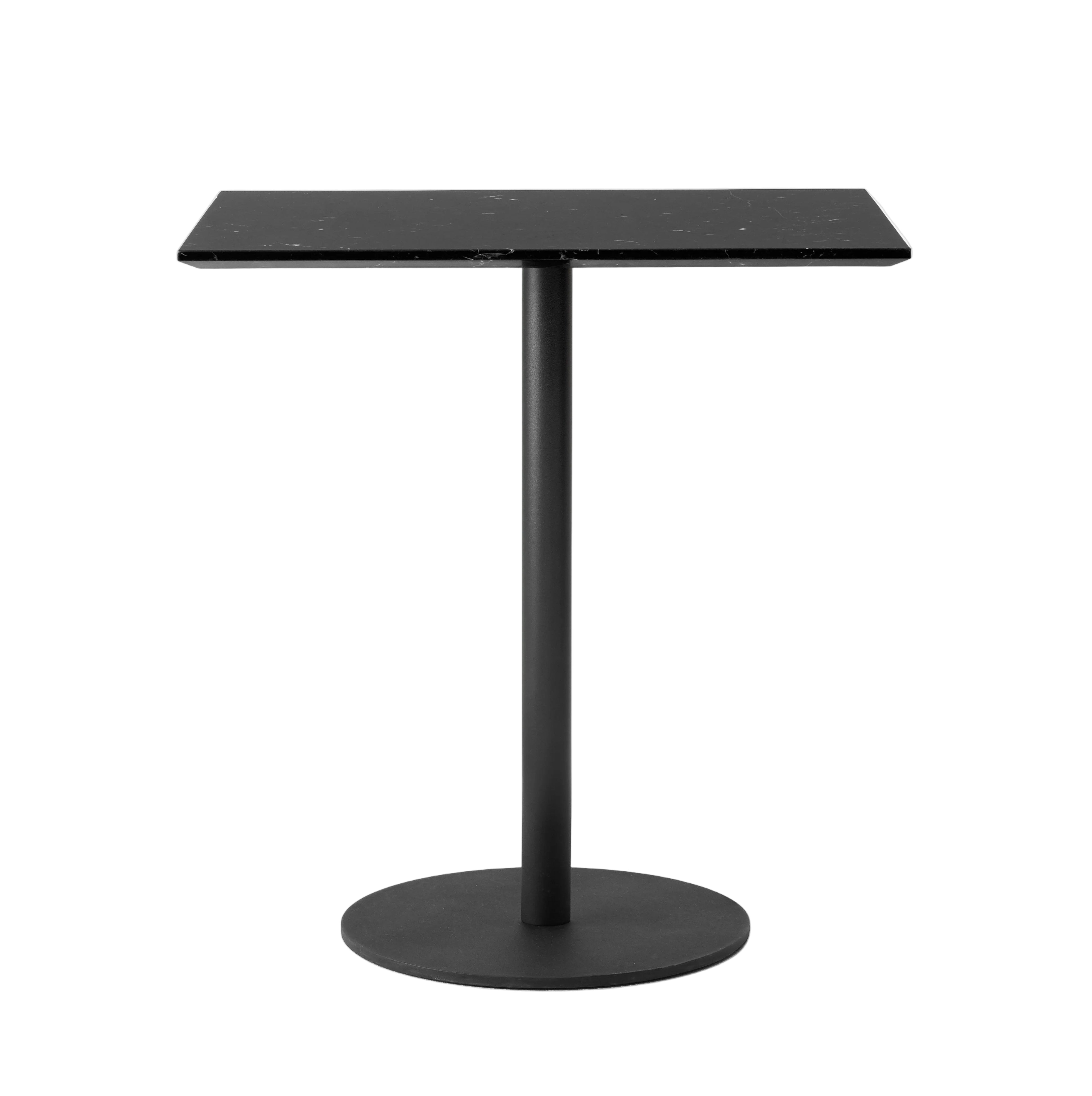 IN BETWEEN SK16 café tafel met zwart marmeren blad en zwarte basis