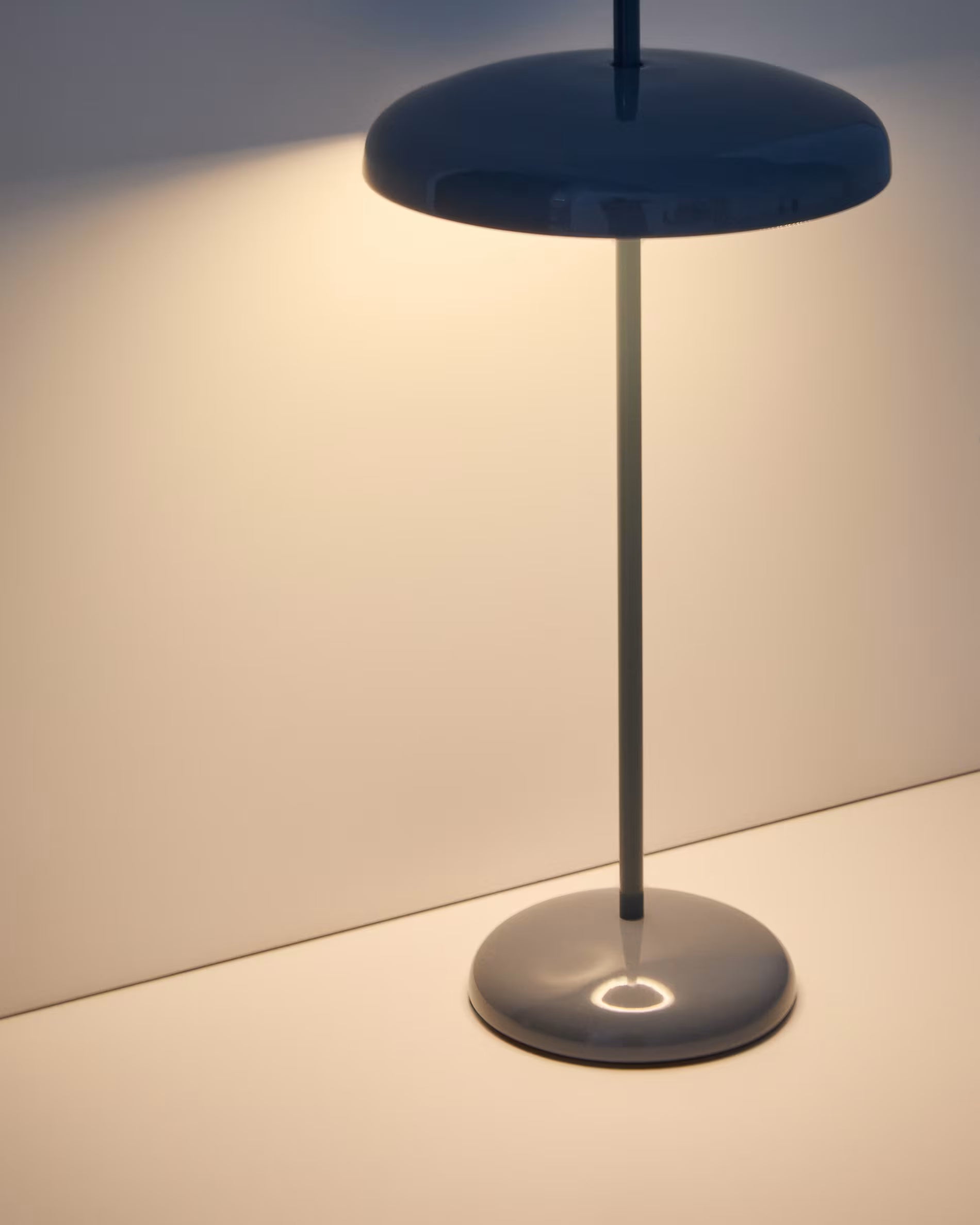 Tragbare Lampe PORTE himmelblau