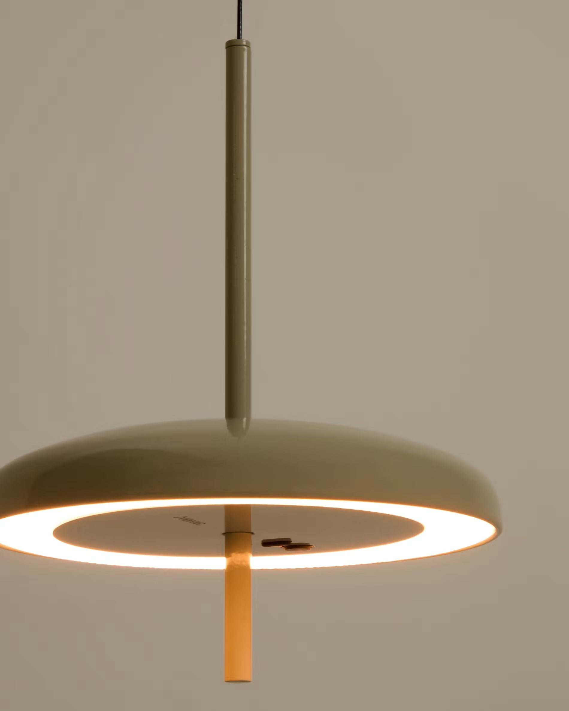 Pendelleuchte PORTE hellgrau