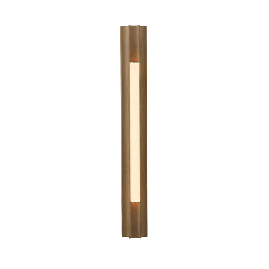 Wandlamp ALTAR van eikenhout met messing afwerking