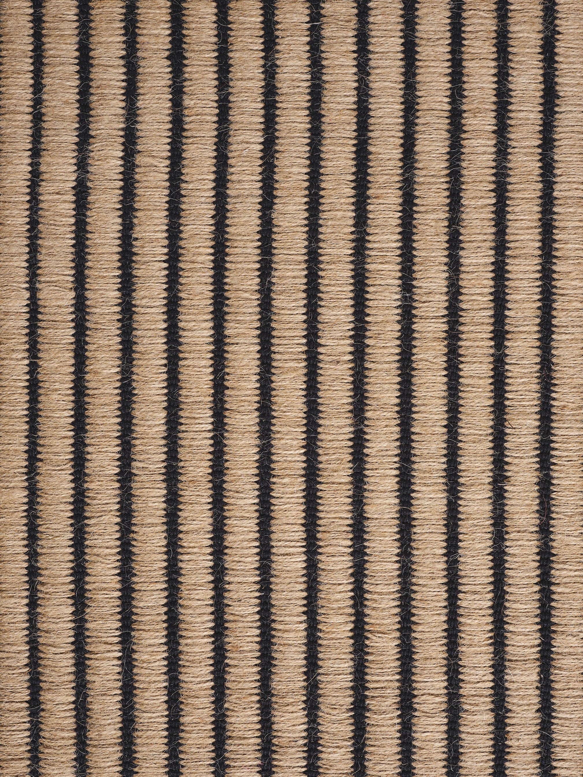 Vloerkleed LINE zwart met oranje