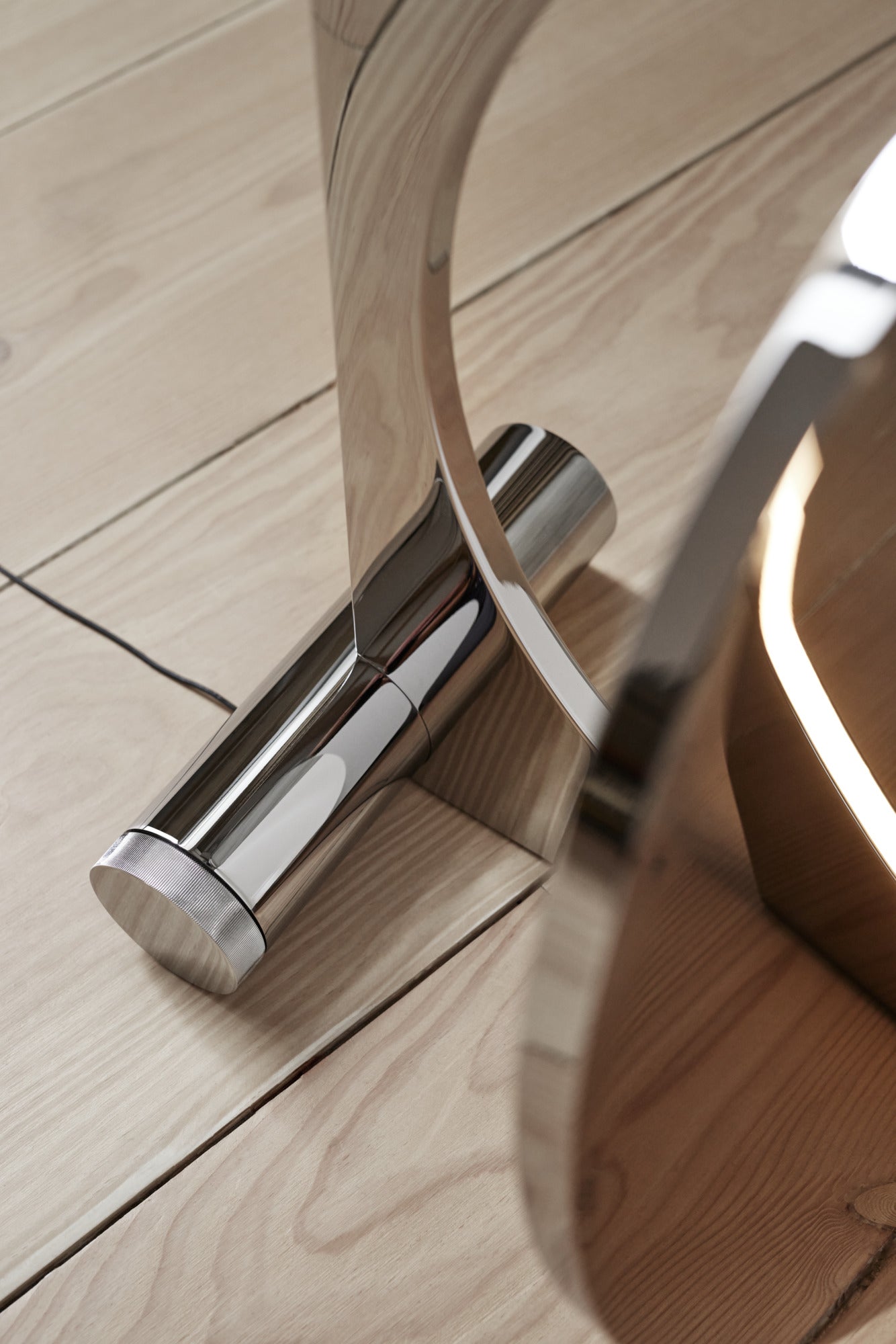 MOONSETTER chrome floor lamp