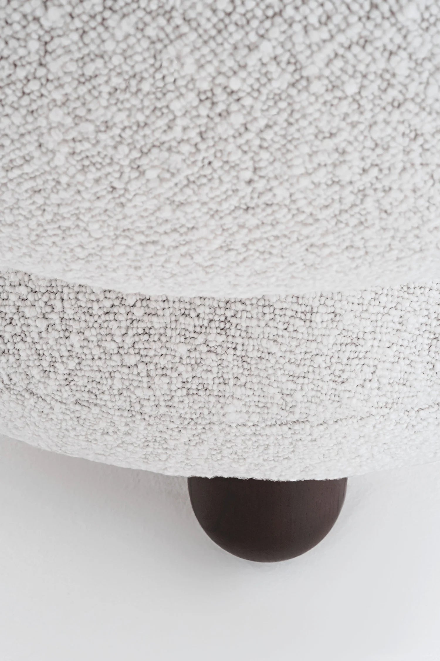 Polsterstuhl FLOCK mit Holzgestell