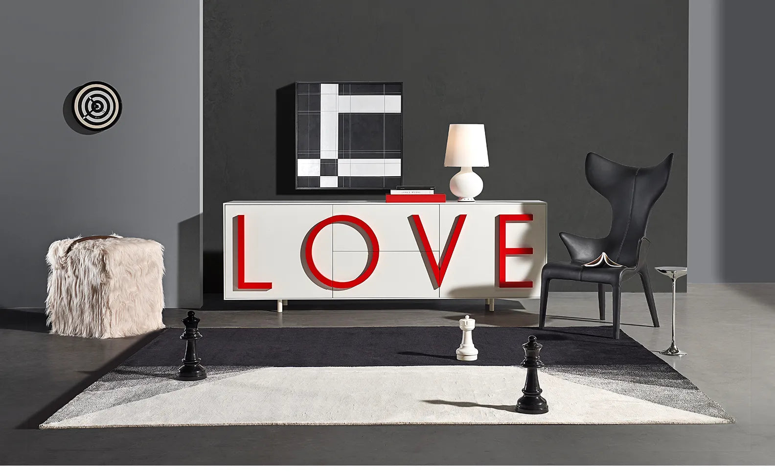 Red love chest of drawers