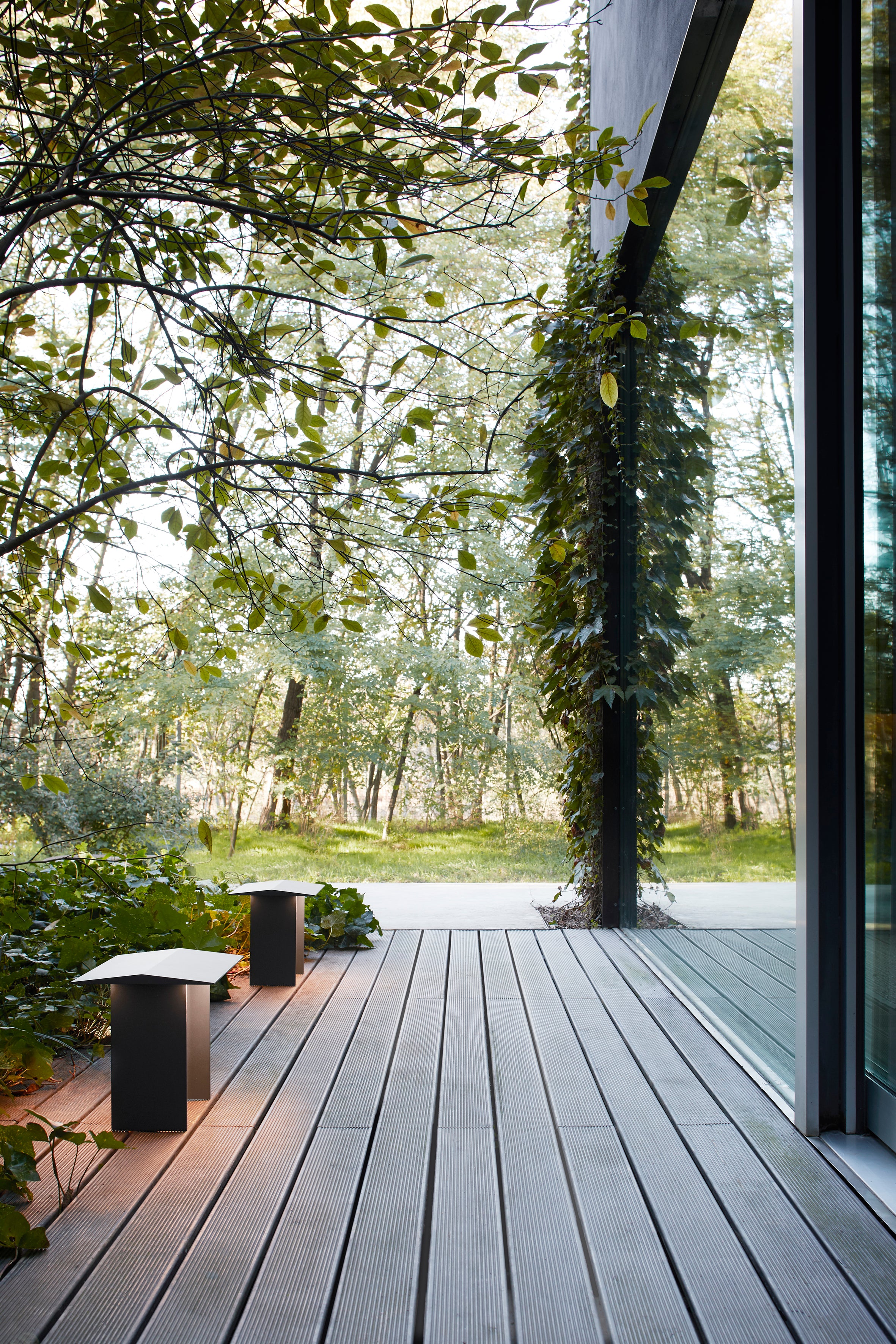 Stehlampe für den Außenbereich FIENILE hellgrau