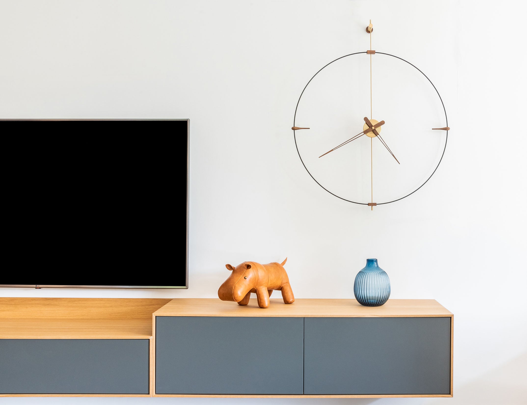 MINI BILBAO gold wall clock with black