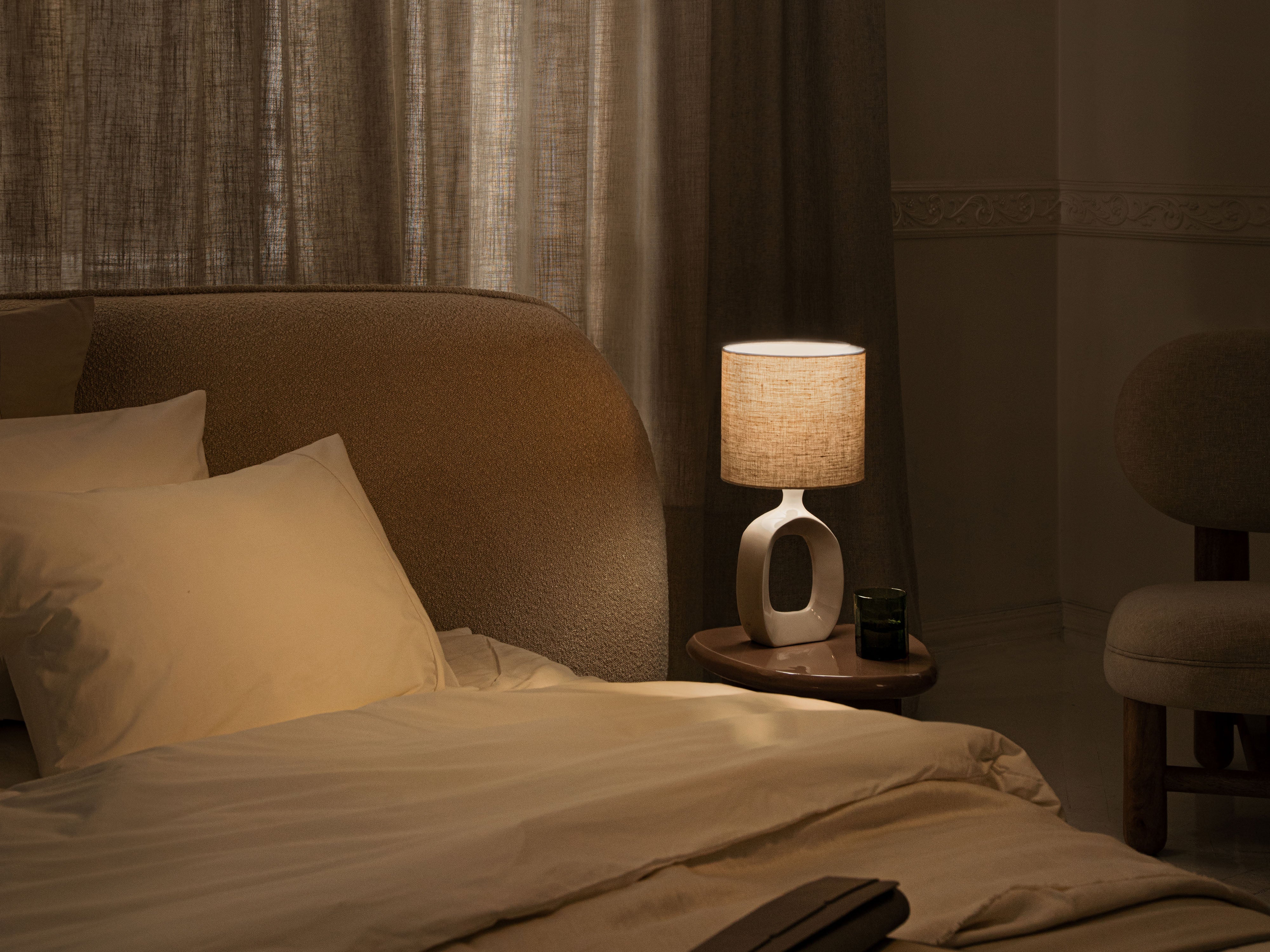 OVALO bed bruin boucle