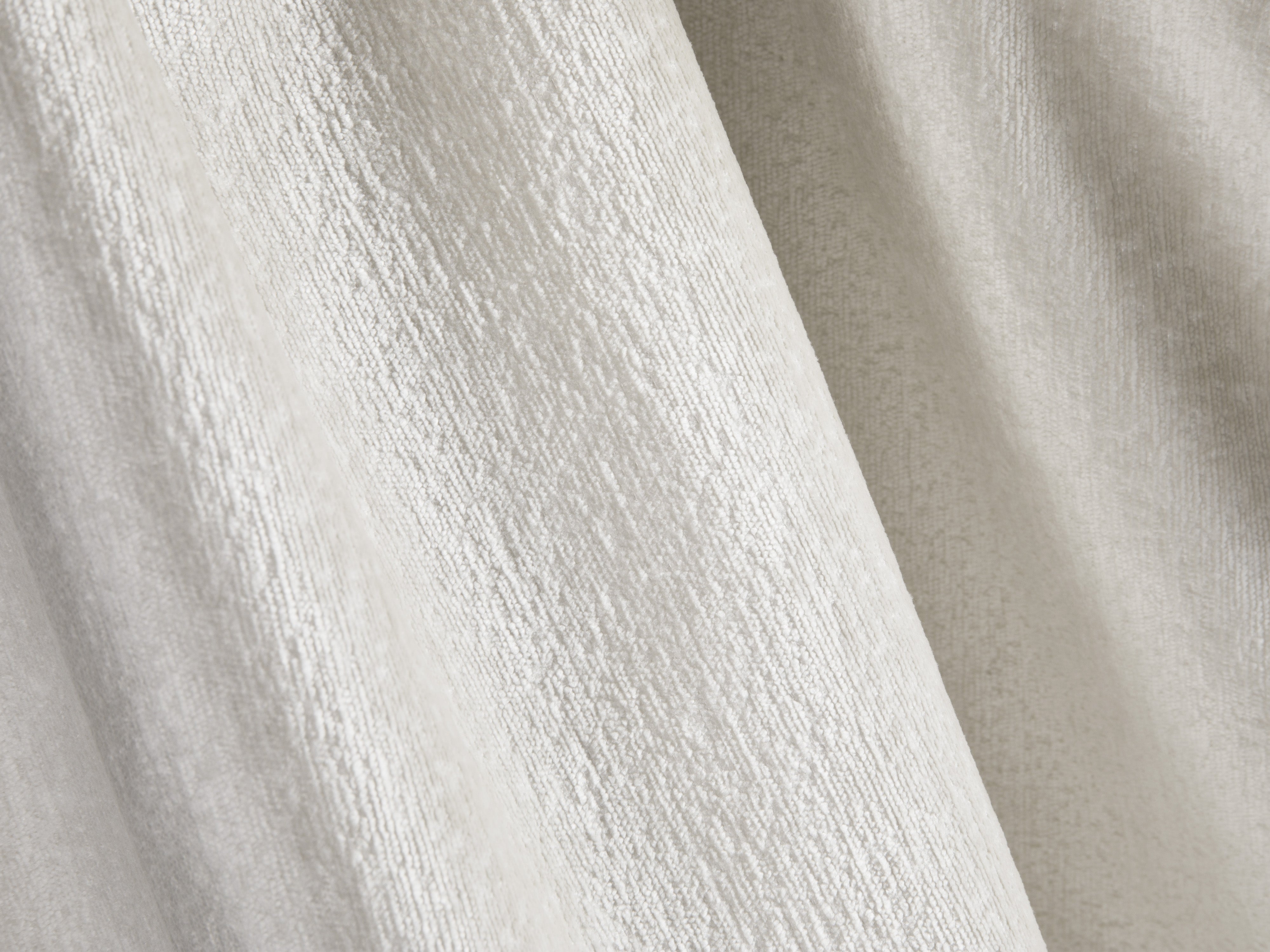 Bed met opbergruimte LUPINE lichtbeige iriserende chenille