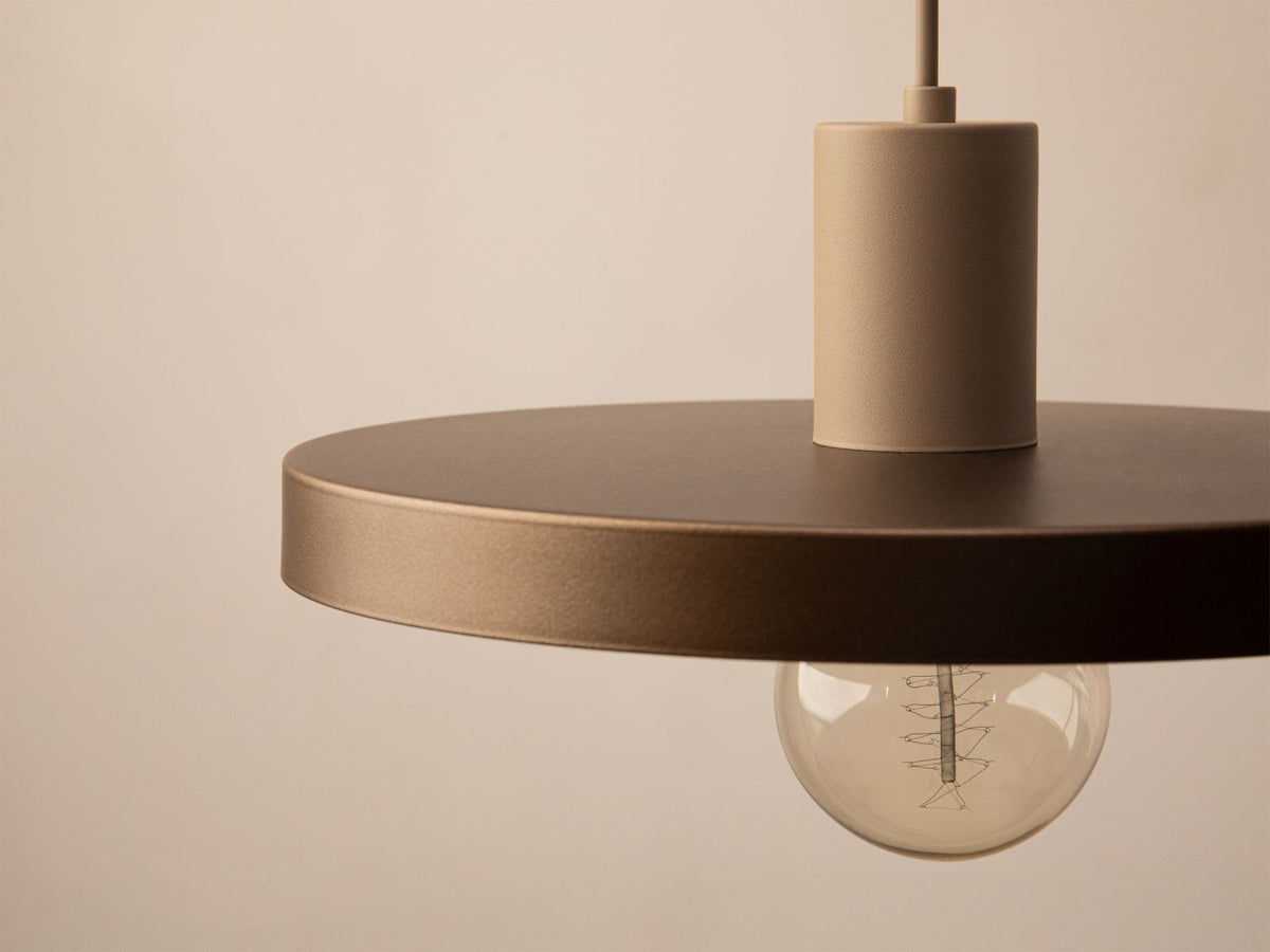 Lampa wisząca ORI piaskowy i brązowy – ujęcie 4