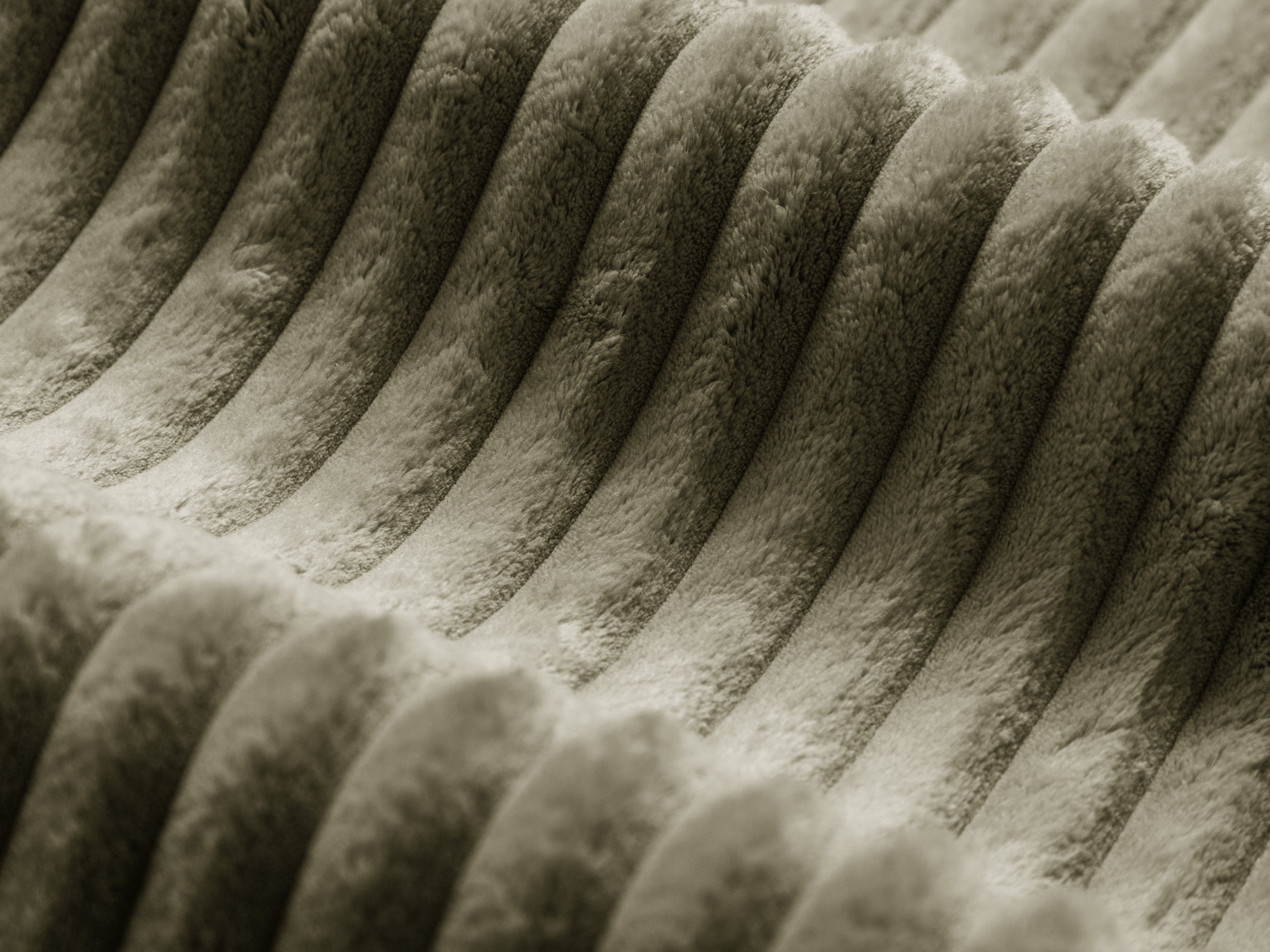 Rechthoekige 3-zits hoekbank MARTINA groen fluweel