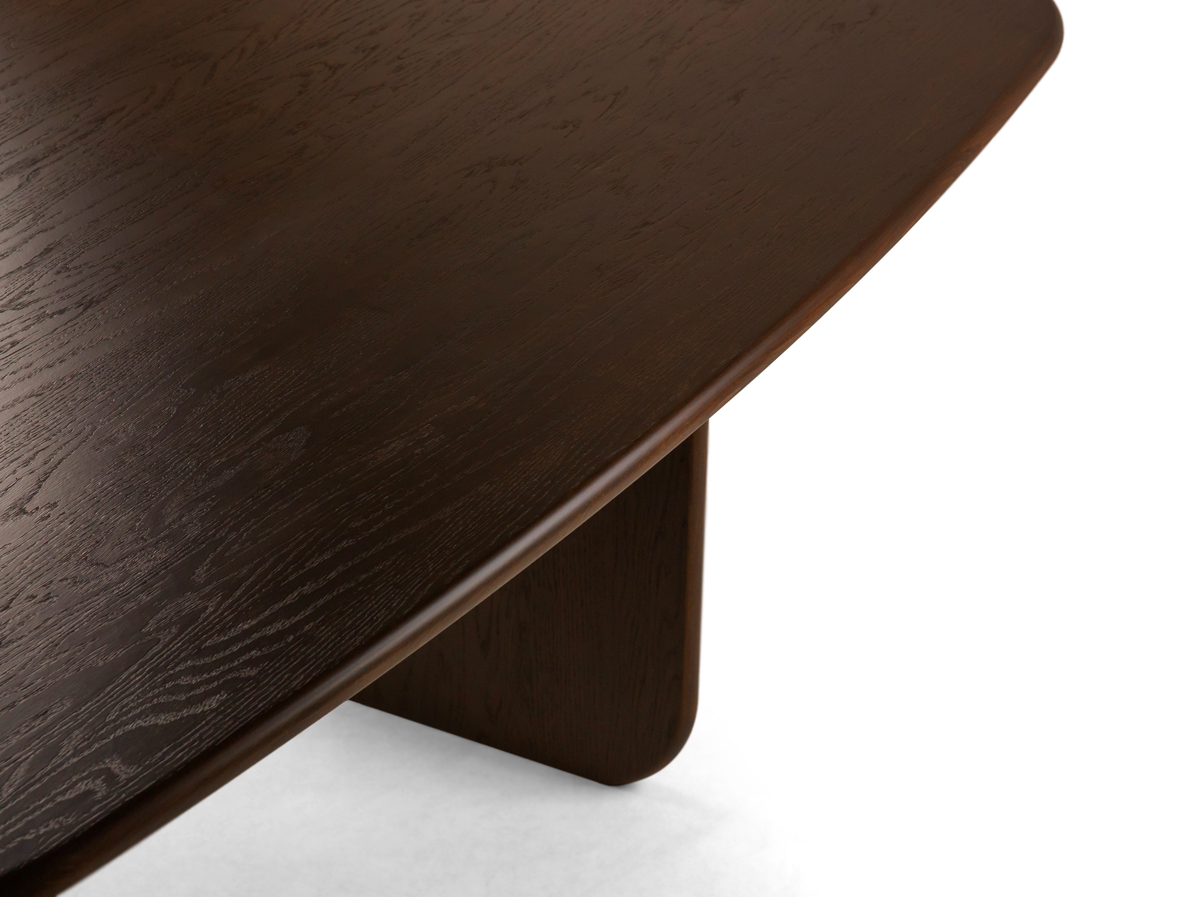 tafel LANA notenhout eik