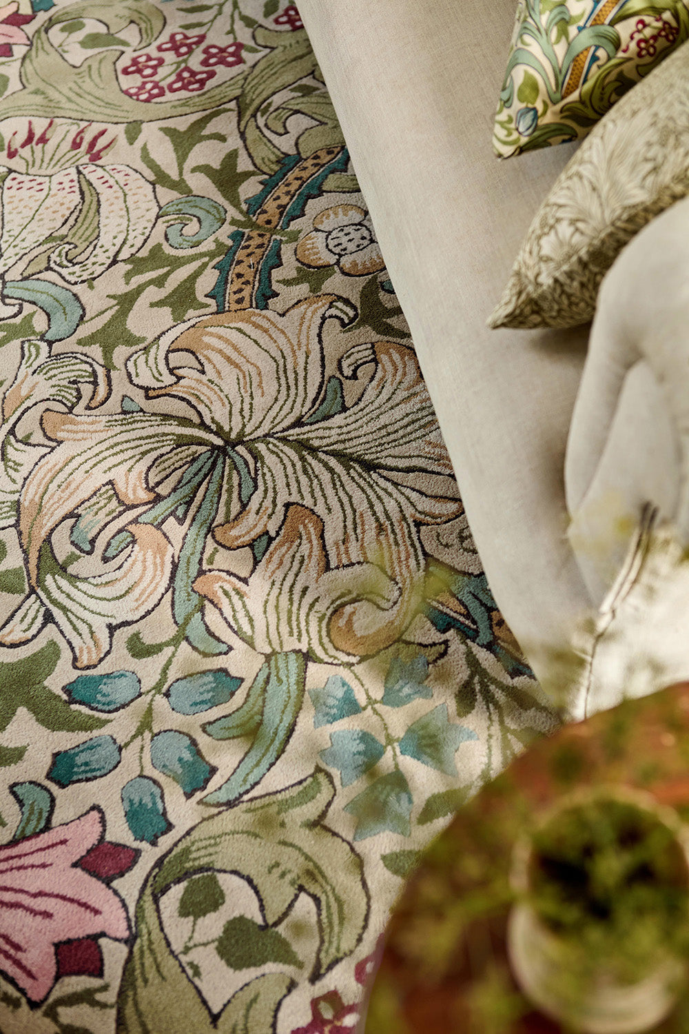 Teppich GOLDEN LILY grün mit beige