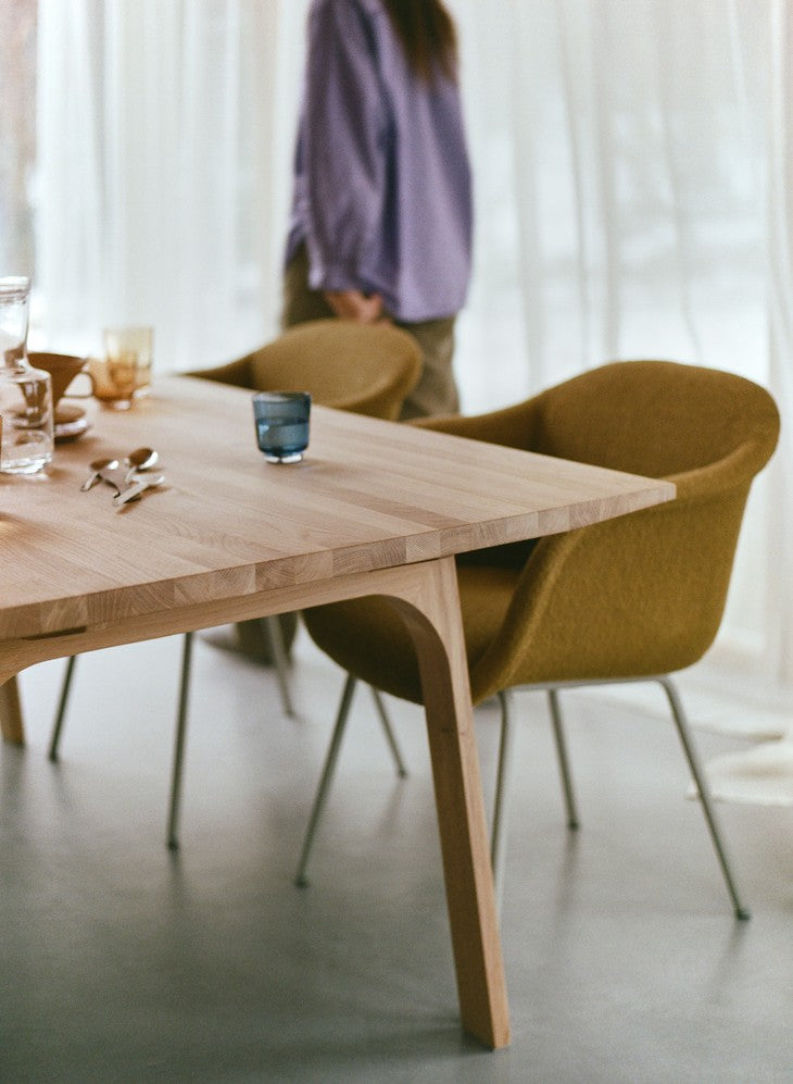 Uitschuifbare tafel EARNEST eiken olie behandeld