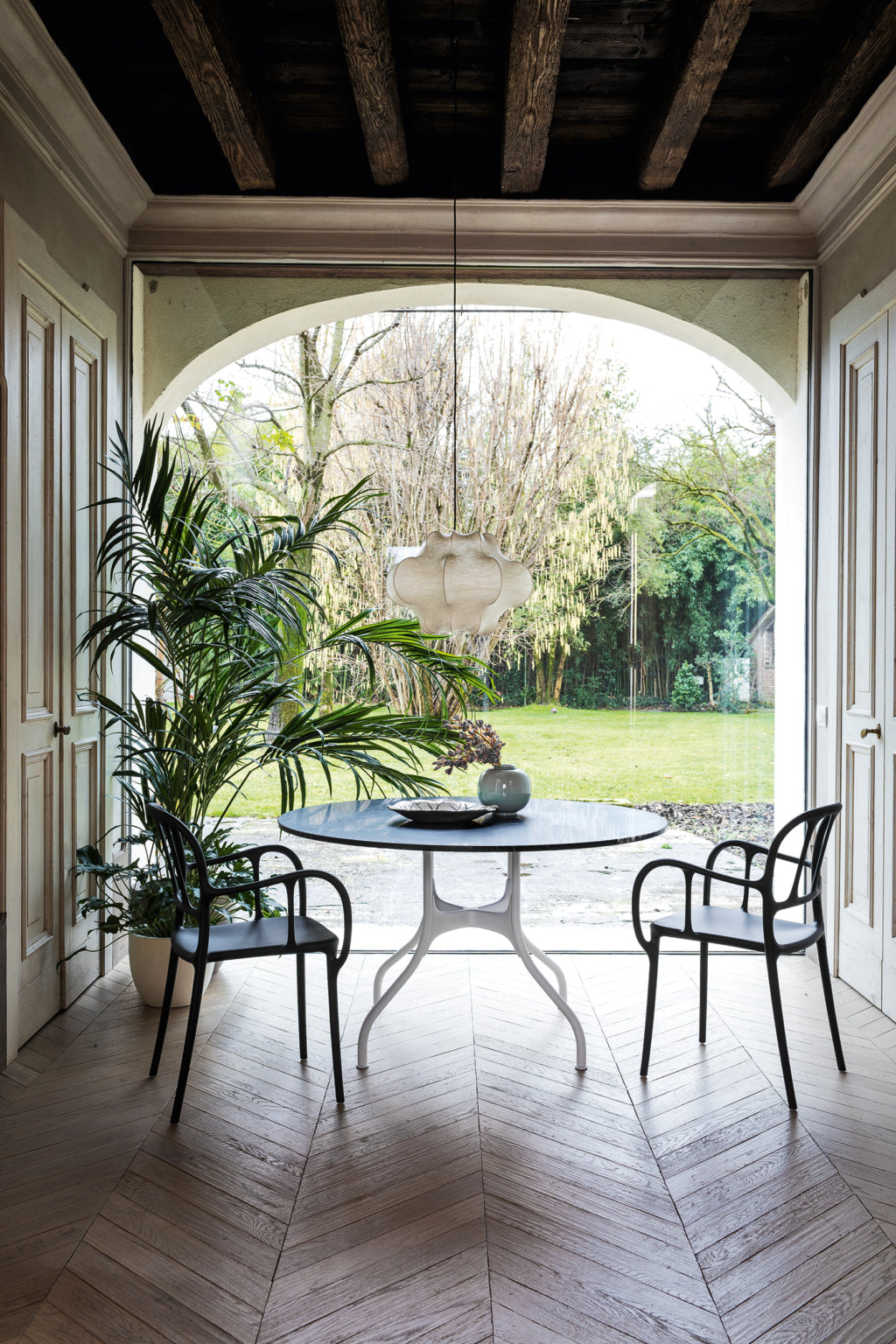 Krzesło zewnętrzne MILA biały