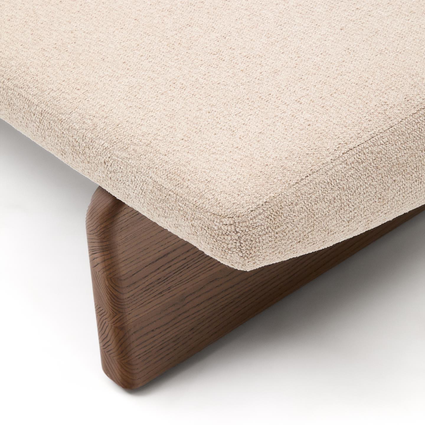 Ligbed TOPAZ beige chenille met een donkere essen basis