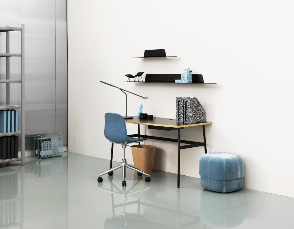 Bureau stoel met verstelbare FORM 5W rood met aluminium basis op wielen