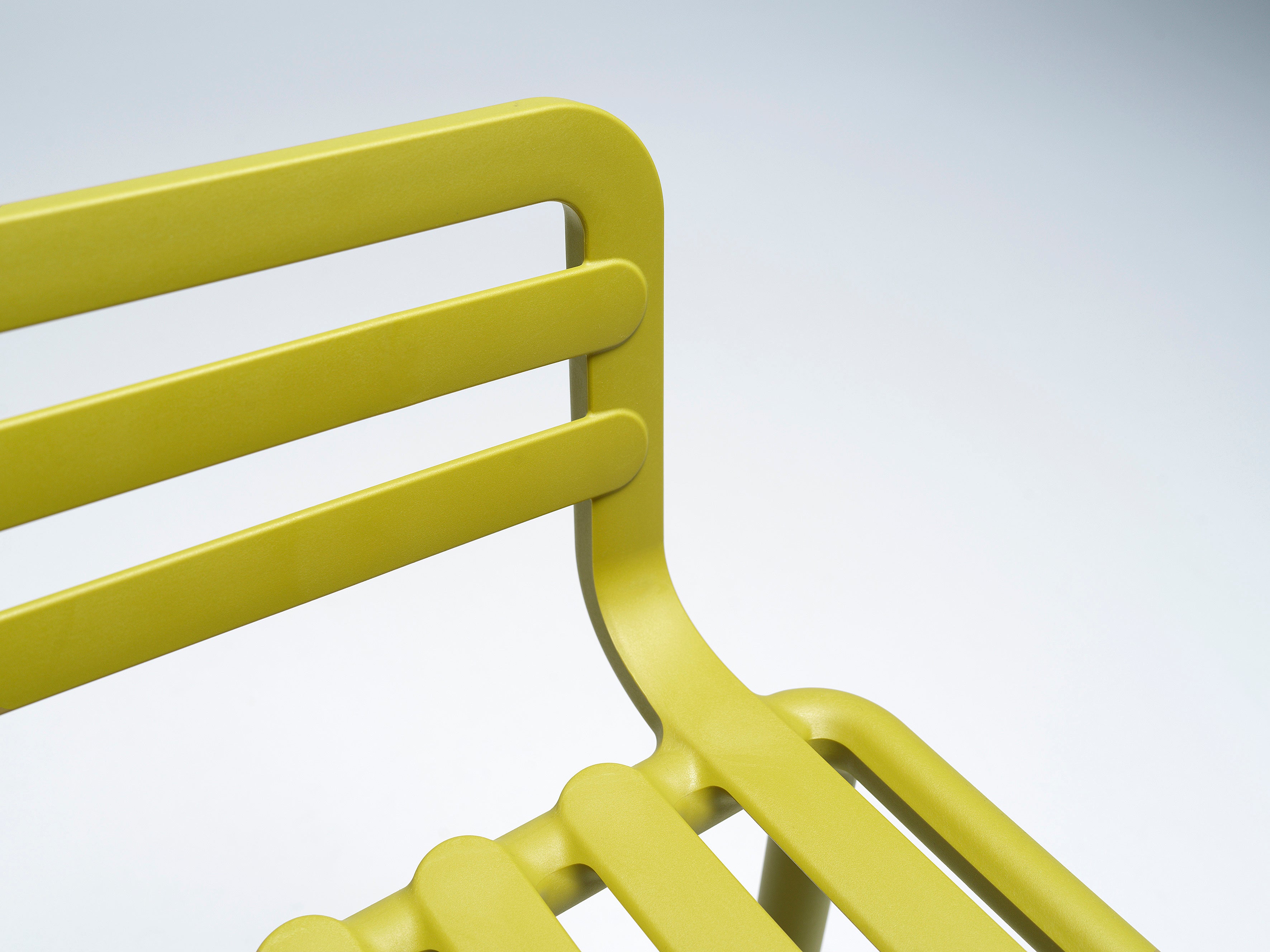 Außenstuhl mit Armlehnen DOGA birnenförmig