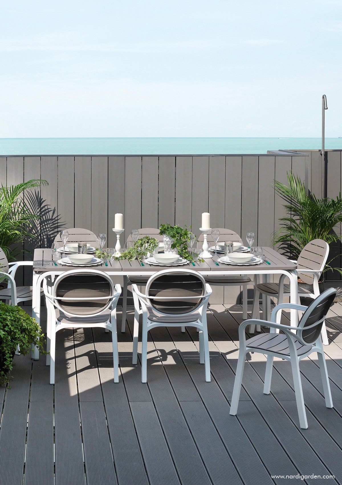 Outdoor chair with armrests PALMA taupe with white base