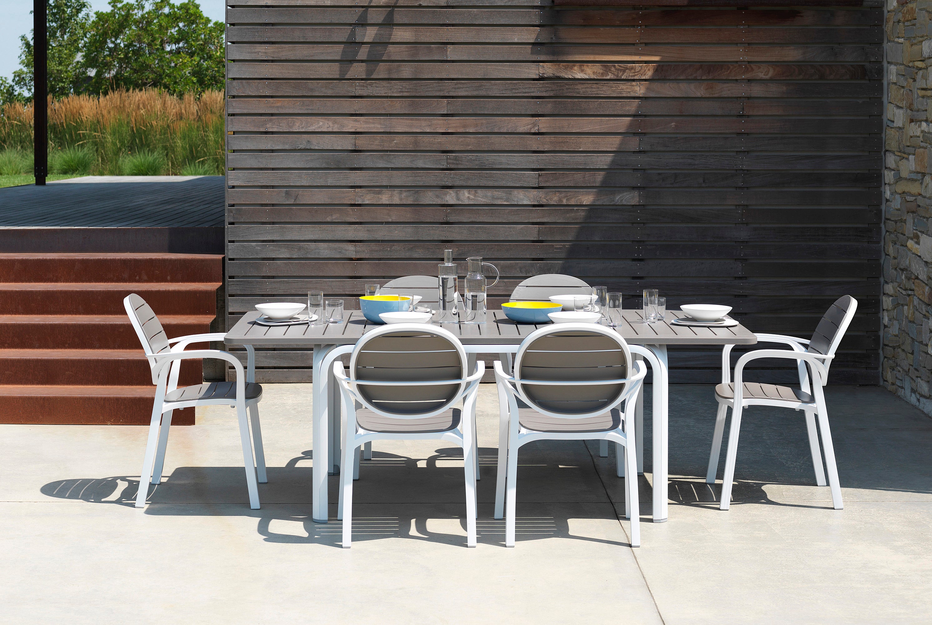 Outdoor chair with armrests PALMA taupe with white base