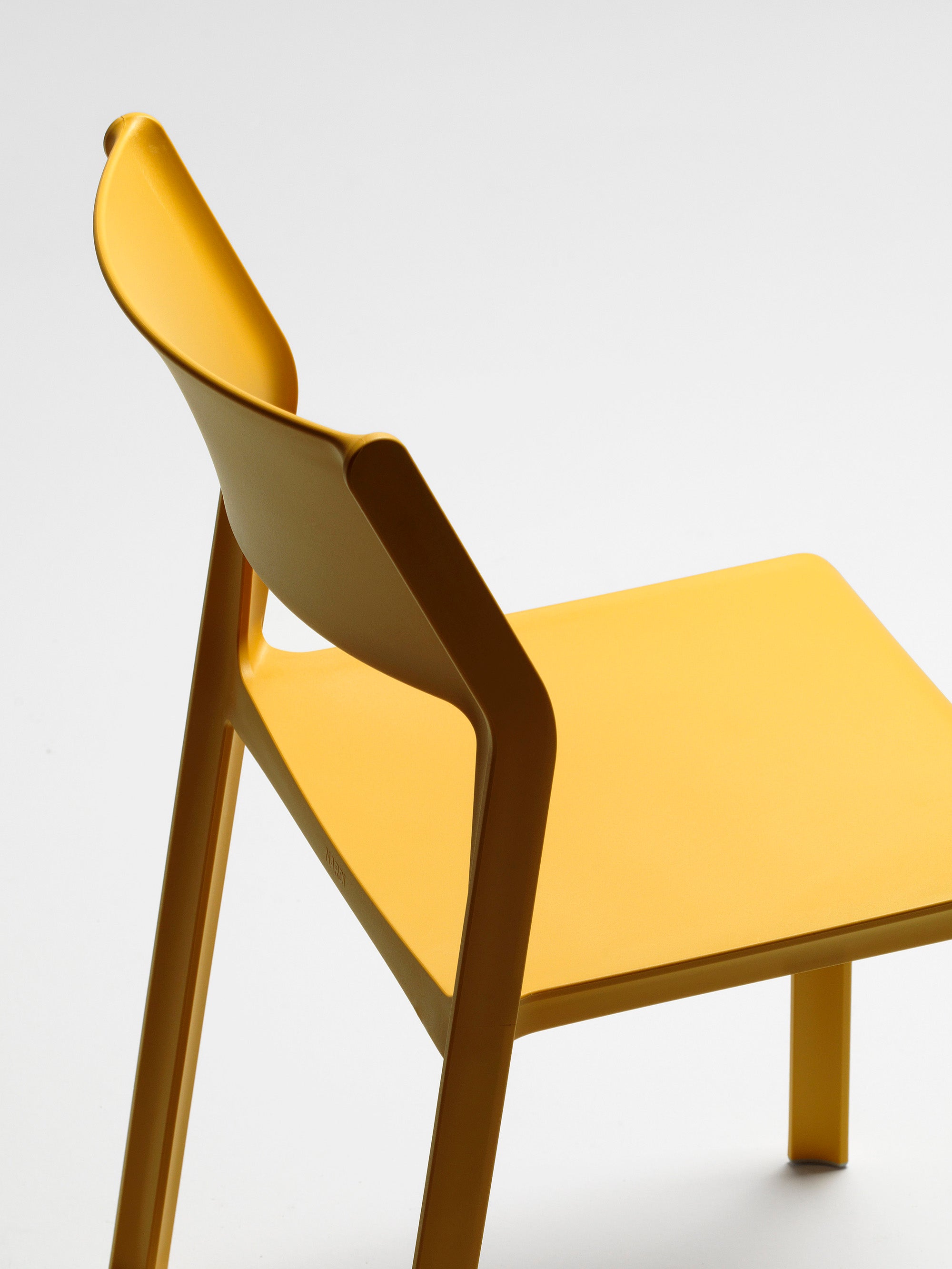 TRILL Outdoor Chair Brown