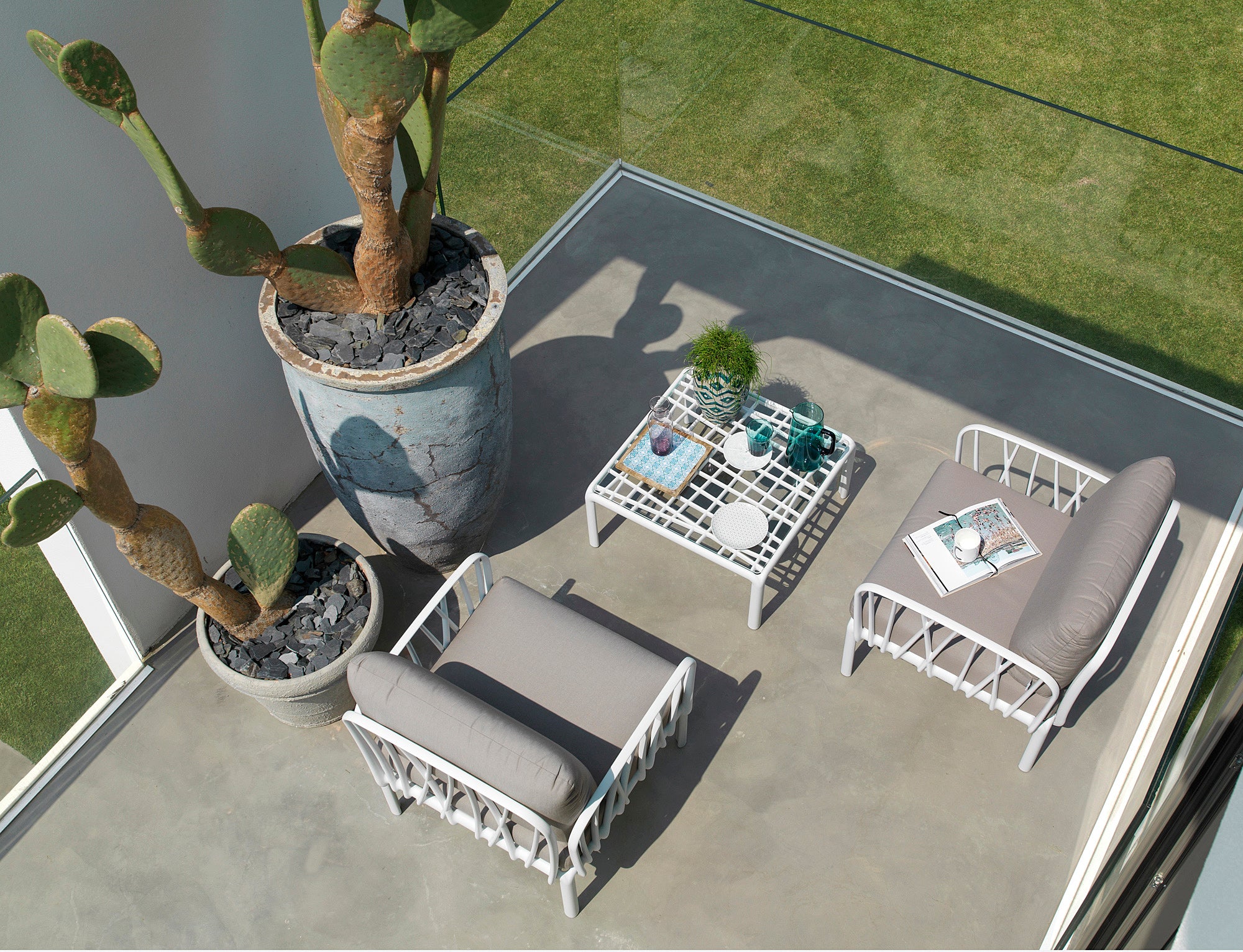 Outdoor Armchair KOMODO – TECH PANAMA beige with taupe base