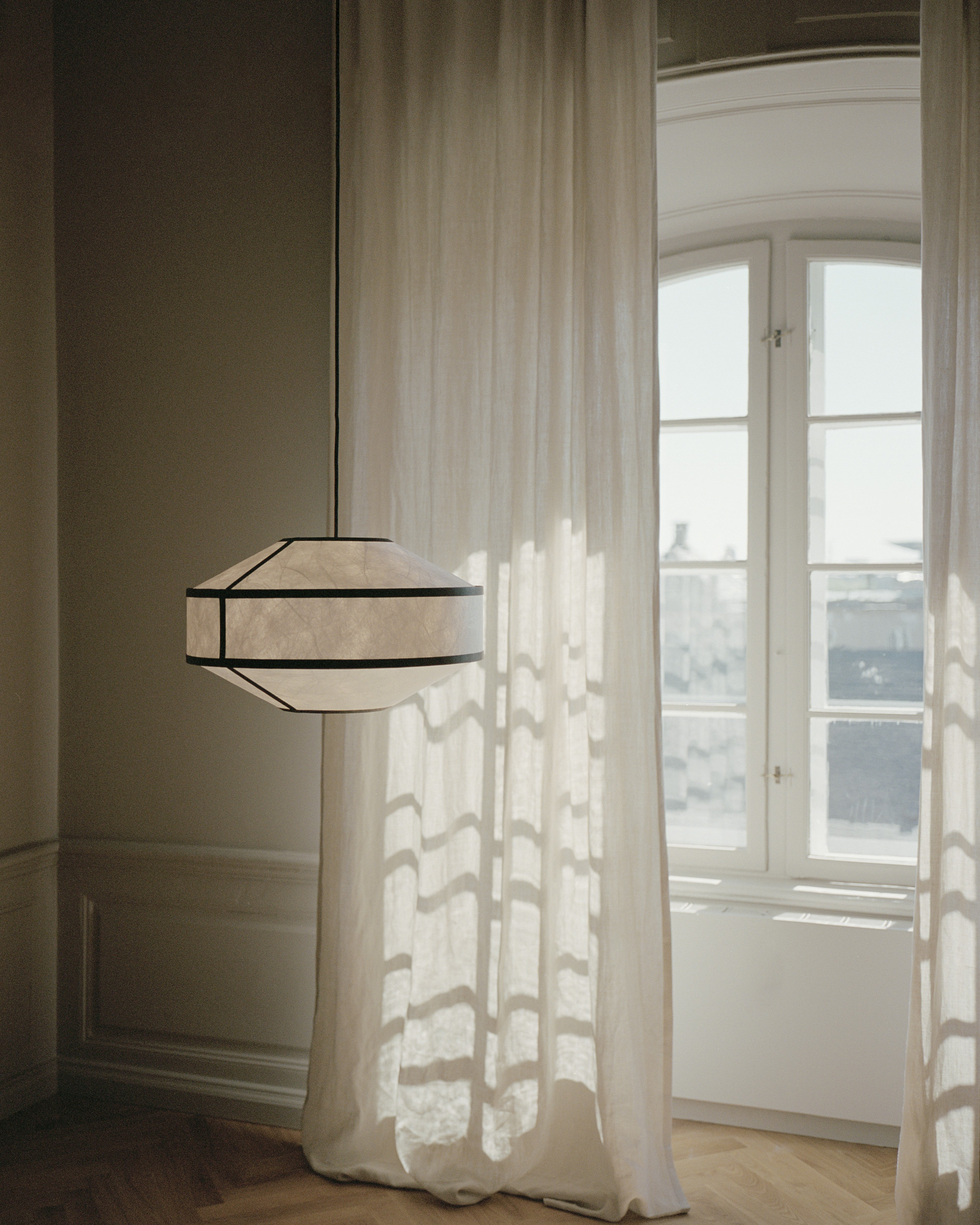 Hanglamp KITE wit met zwart