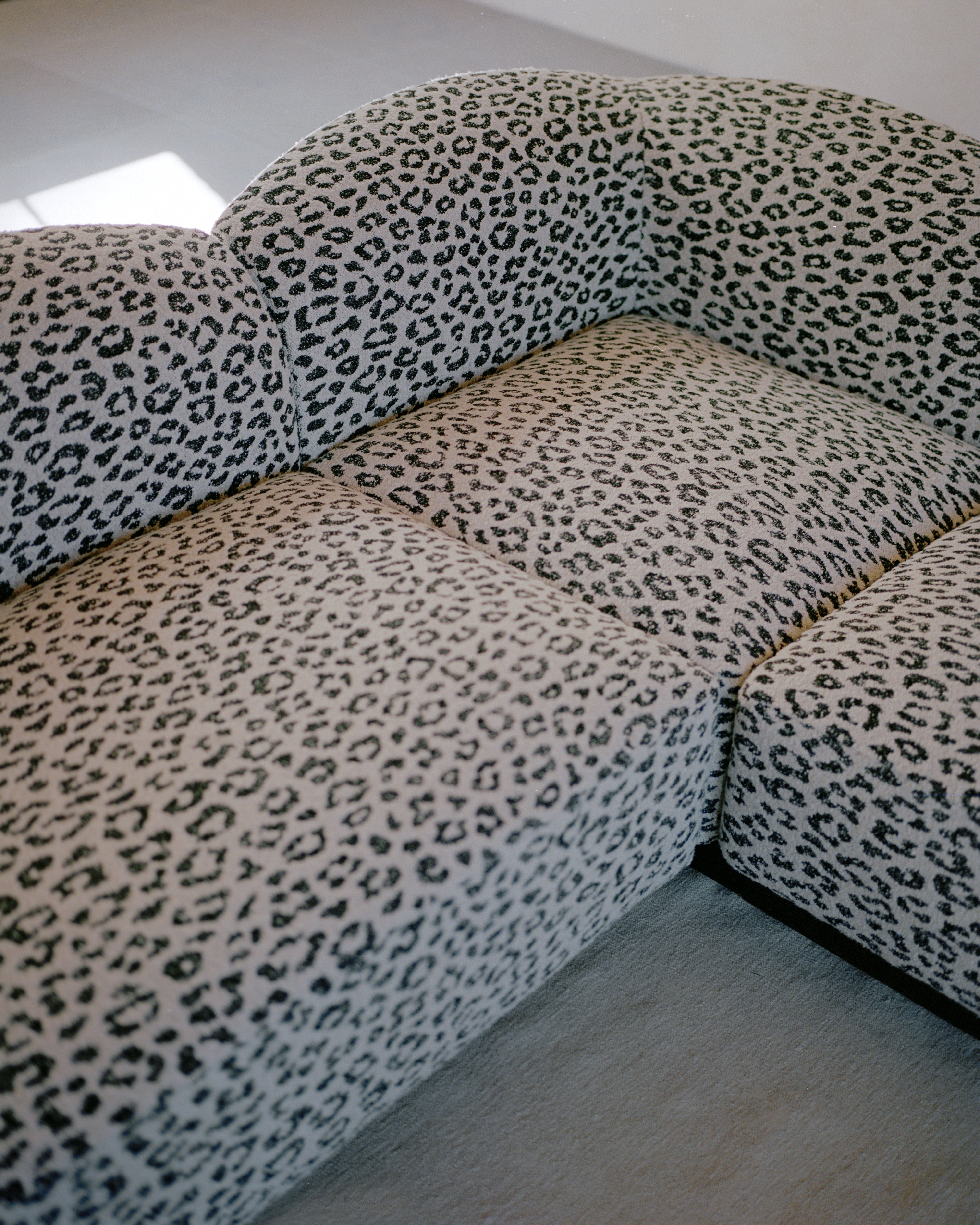 Gepersonaliseerde rechtszijdige modulaire hoekbank SHORE