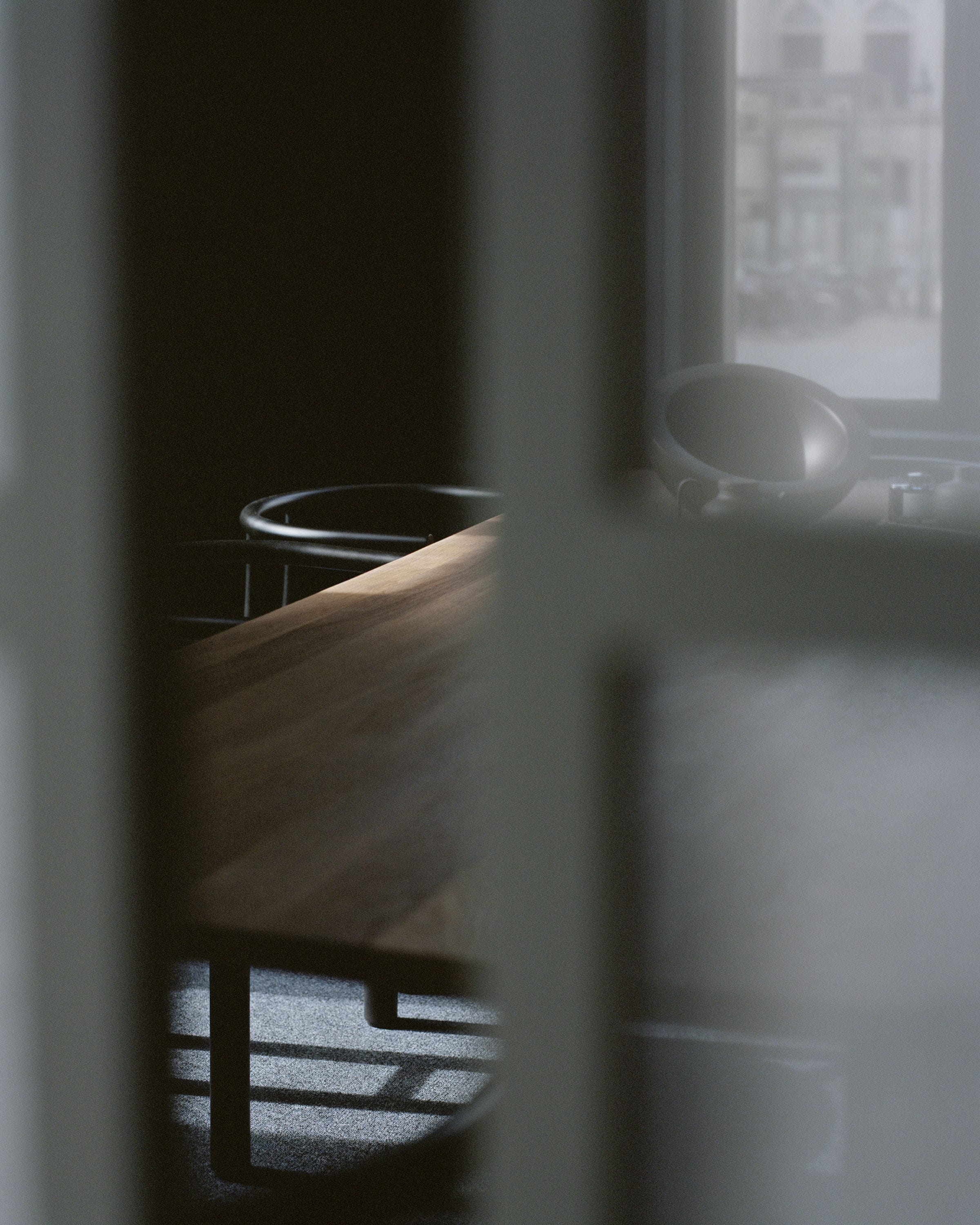 Tafel ATLAS donker eiken