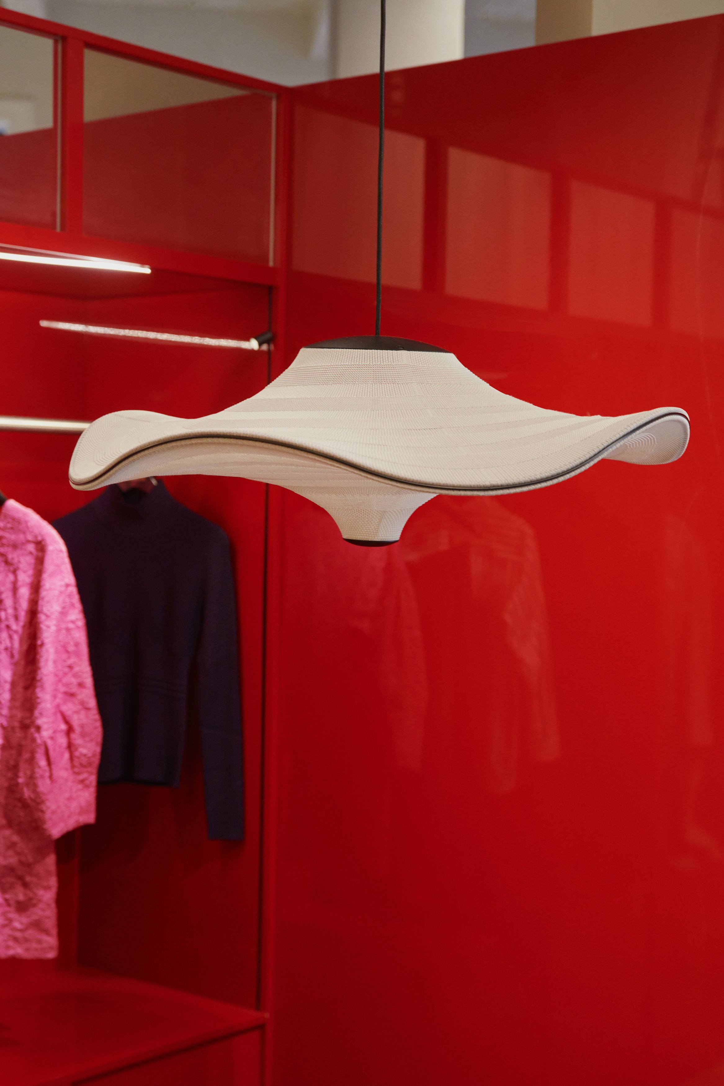 FLYING terracotta pendant lamp