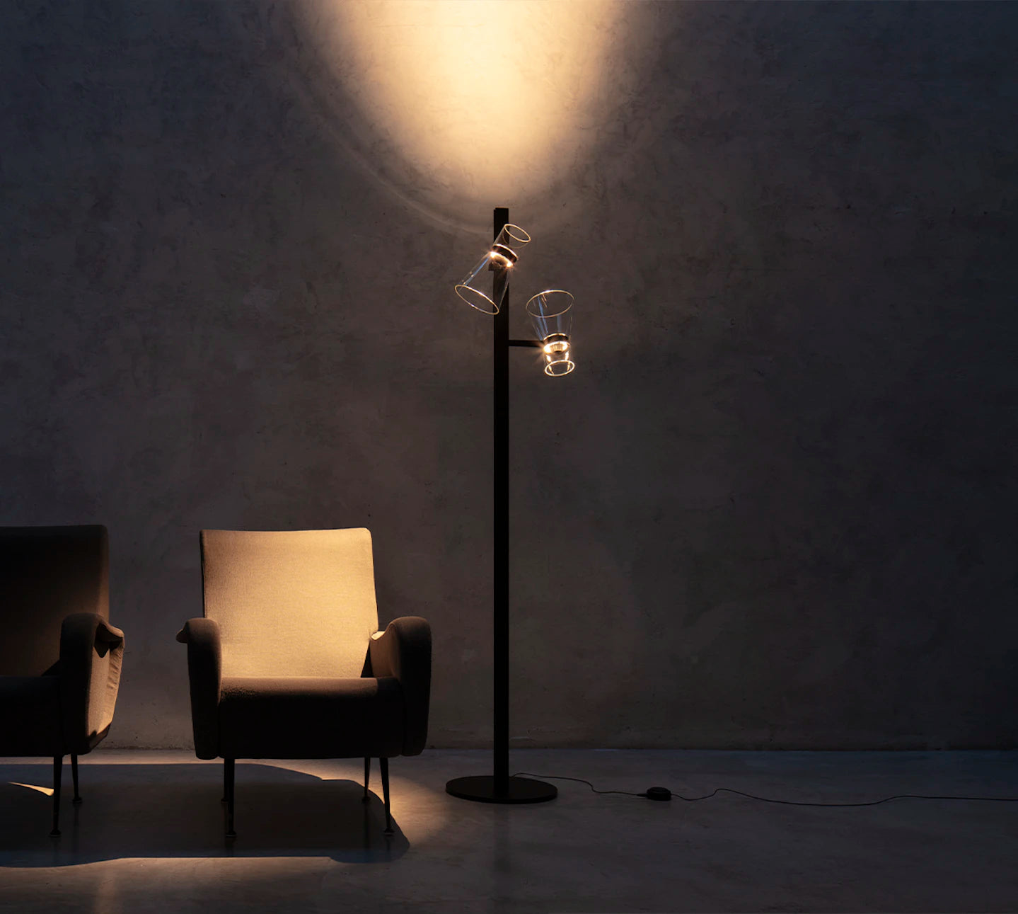 Vloerlamp met twee punten NOCTURNE F2 CONE zilver