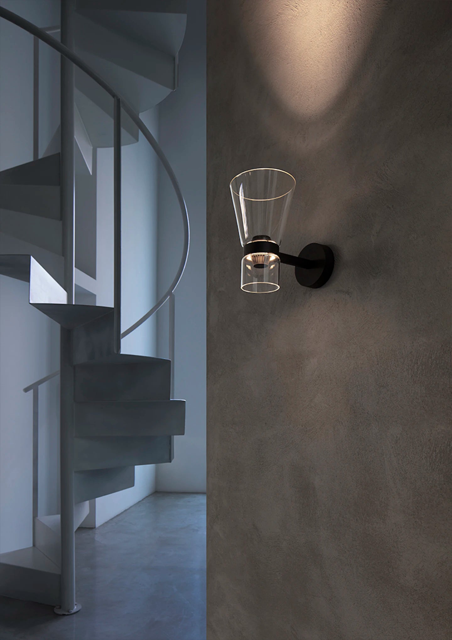 Wandlamp NOCTURNE CONE zwart