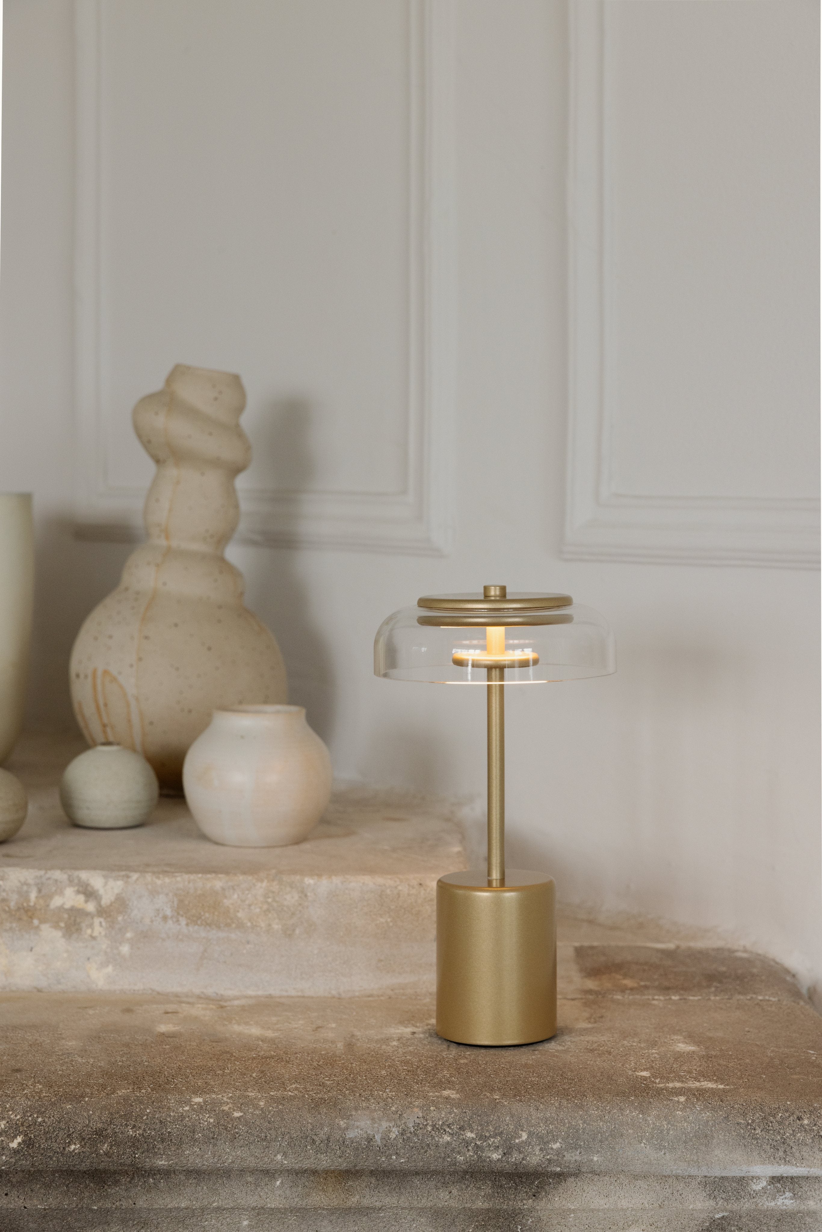 Tragbare Lampe BLOSSI gold mit transparentem Glas