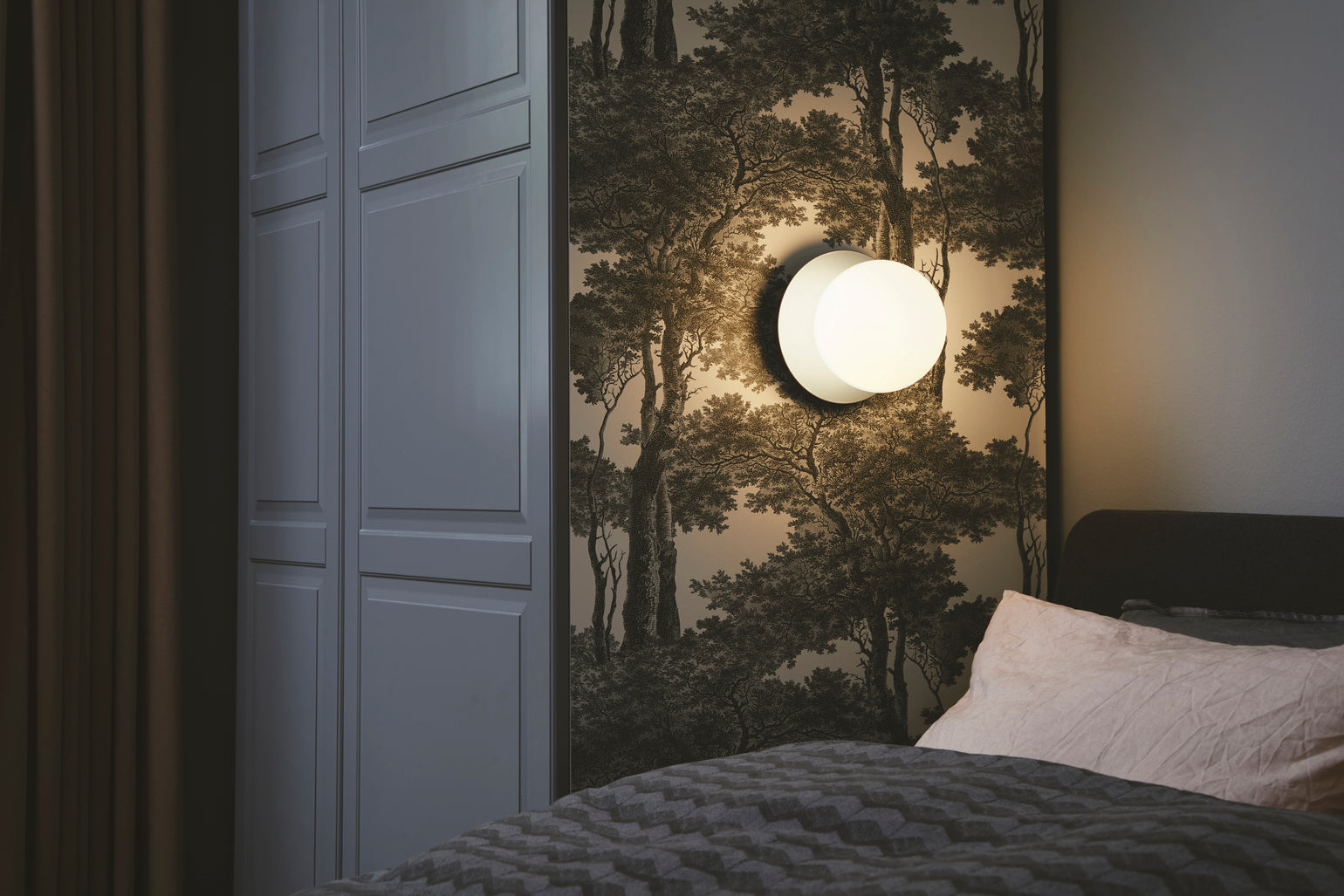 Inbouw wandlamp LIILA zilver met opaalglas