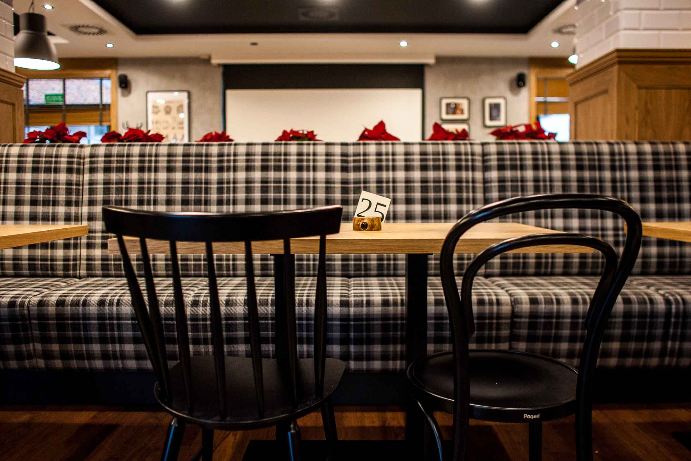 Stoel ANTILLA A-9882 beukenhout