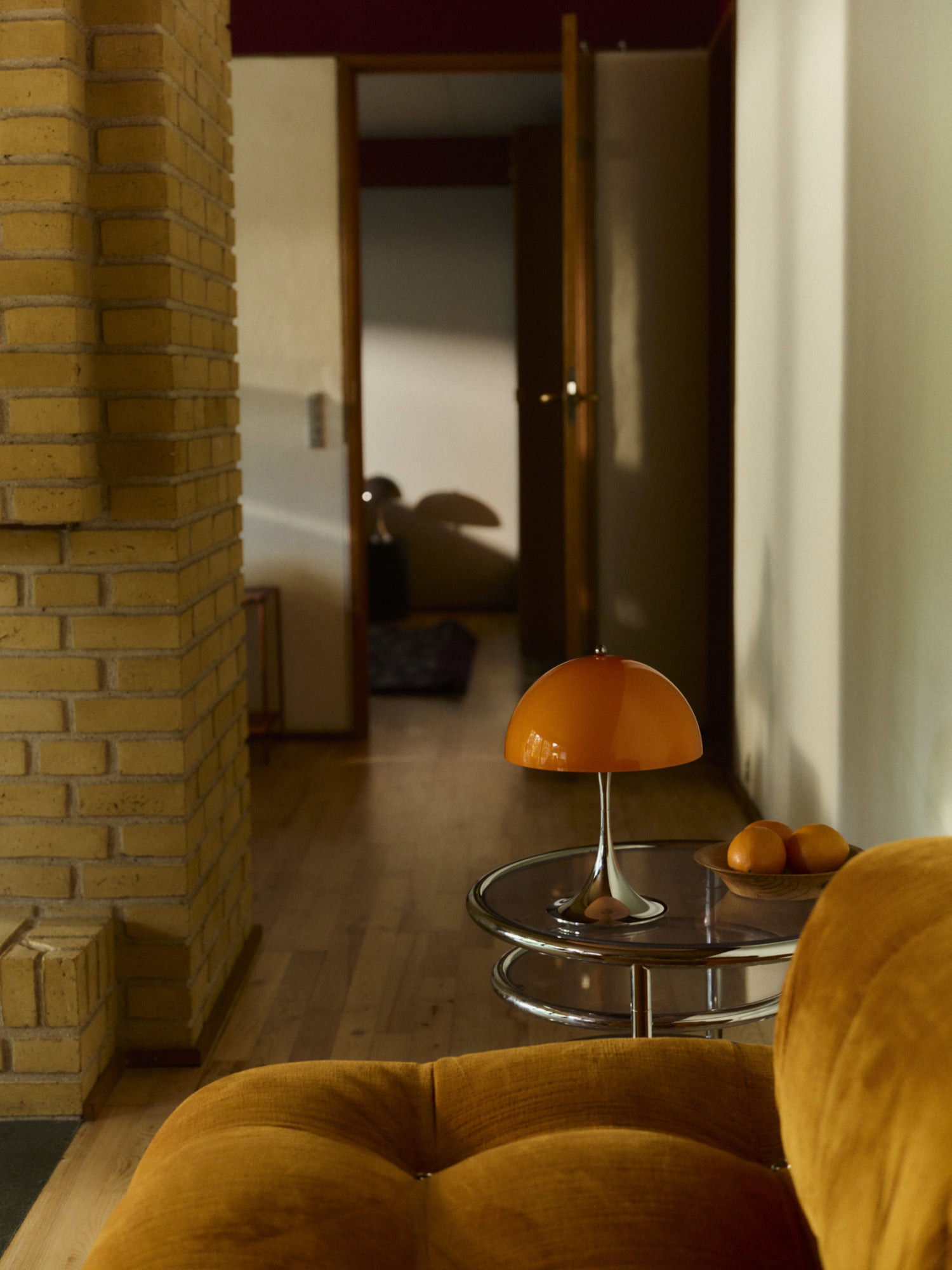 Portable Lamp PANTHELLA 250 orange with chrome base