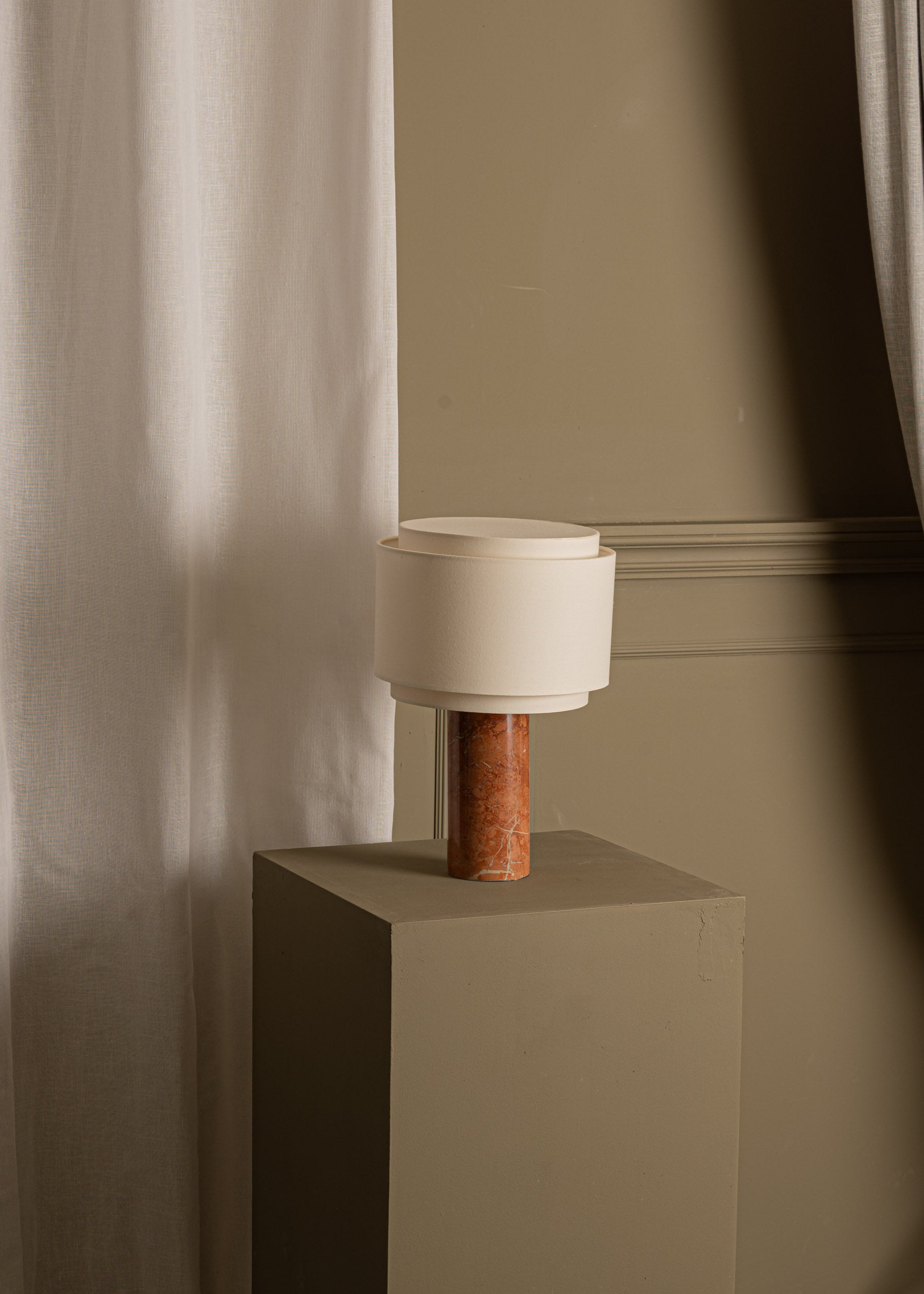 Tafellamp PIPITO DOUBLE rode marmer