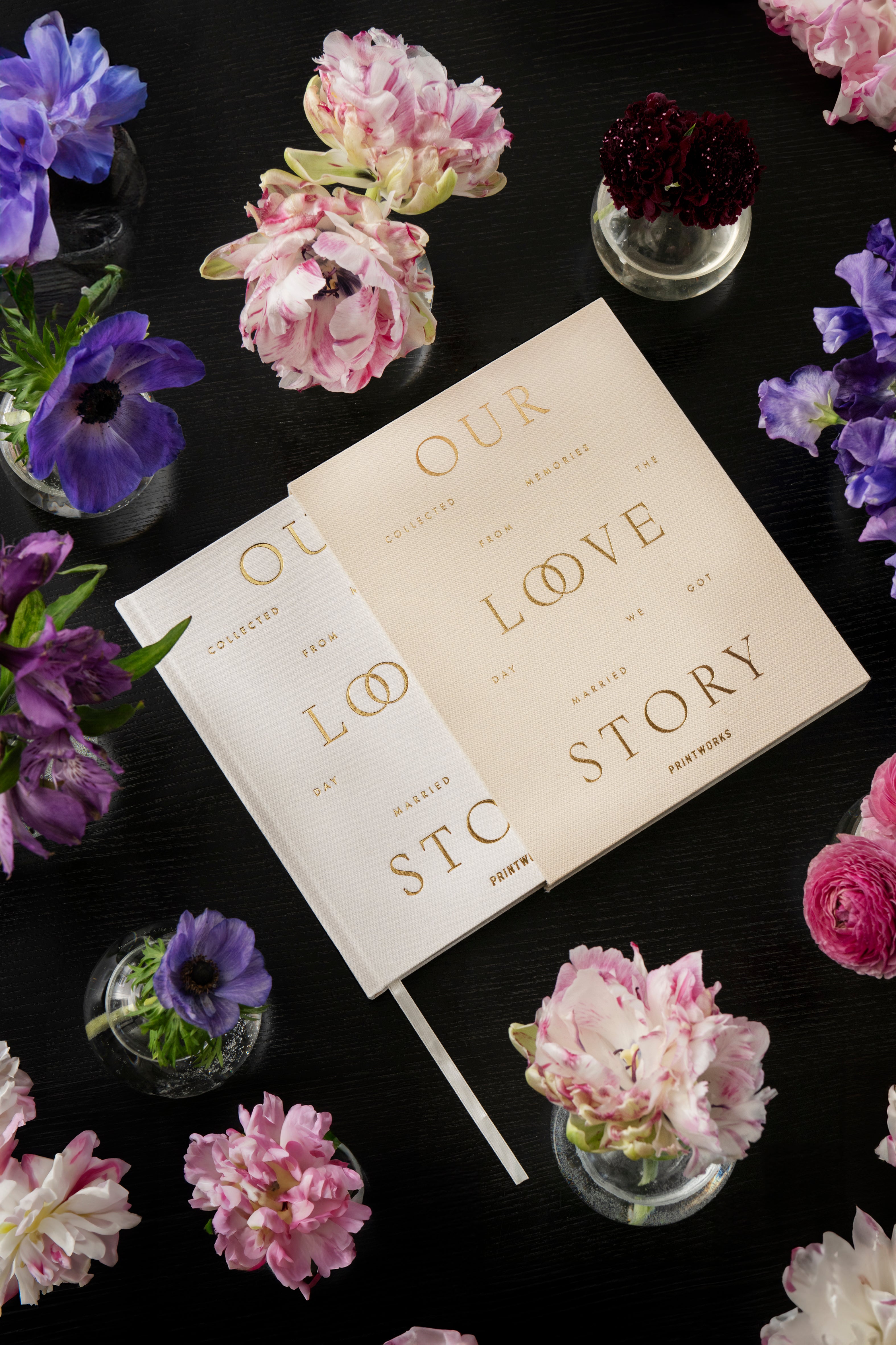 Huwelijksdagboek OUR LOVE STORY beige met wit