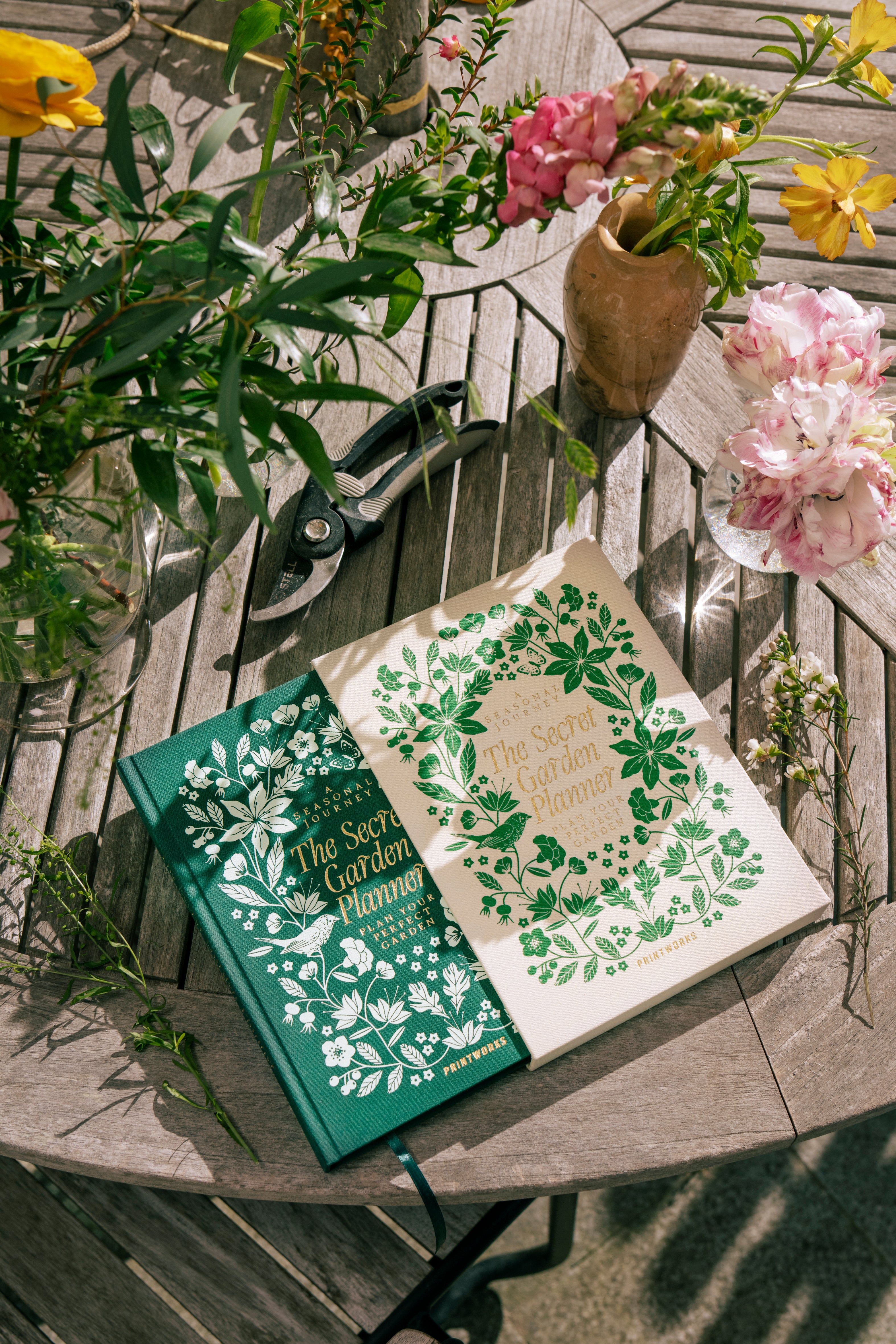 Tuinjournal THE SECRET GARDEN beige met groen