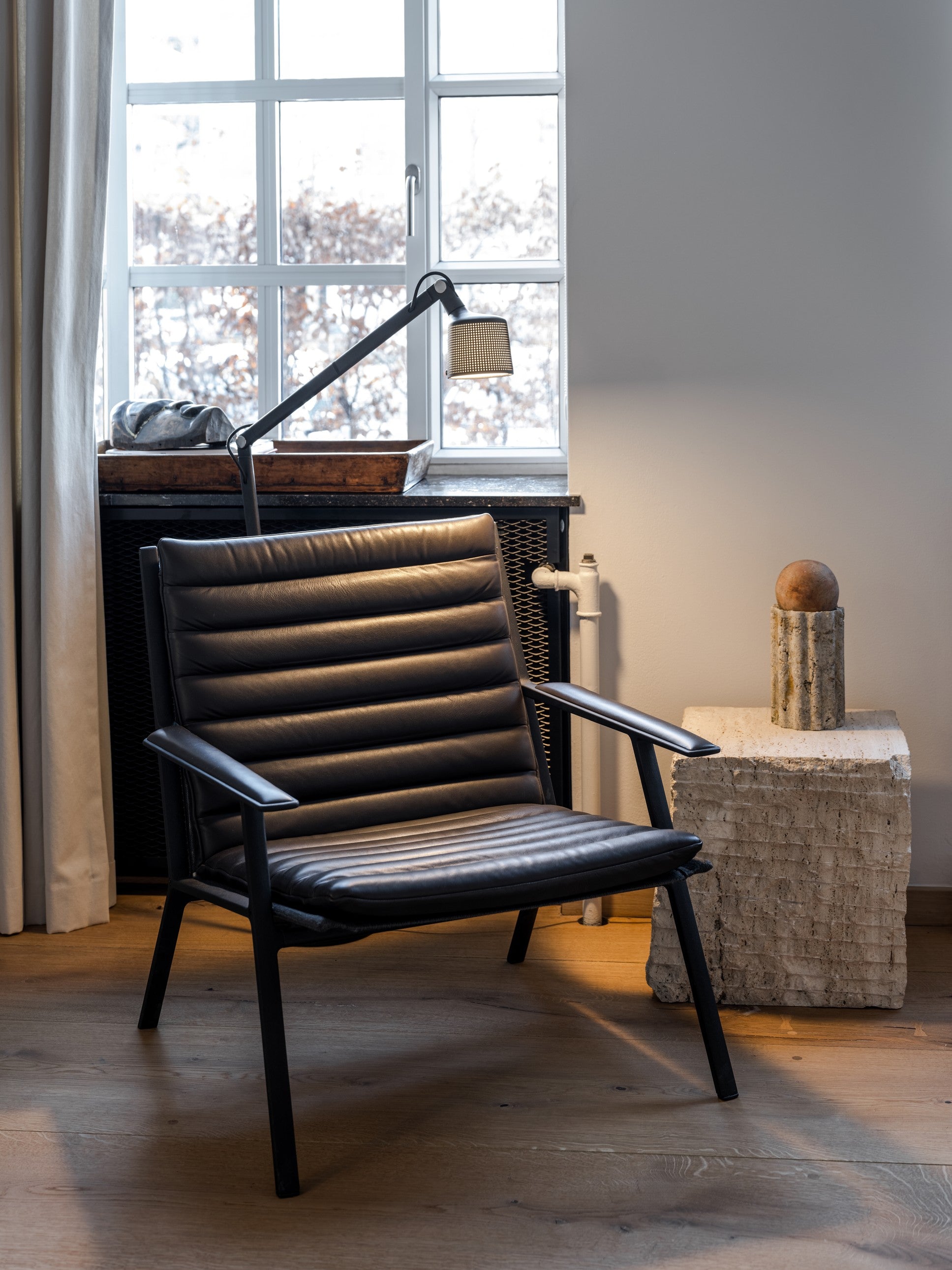 Floor lamp 525 black metal