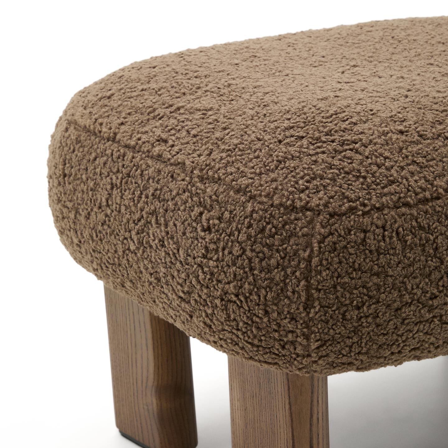 NEMA brauner Bouclé-Pouf mit dunkler Eschenbasis