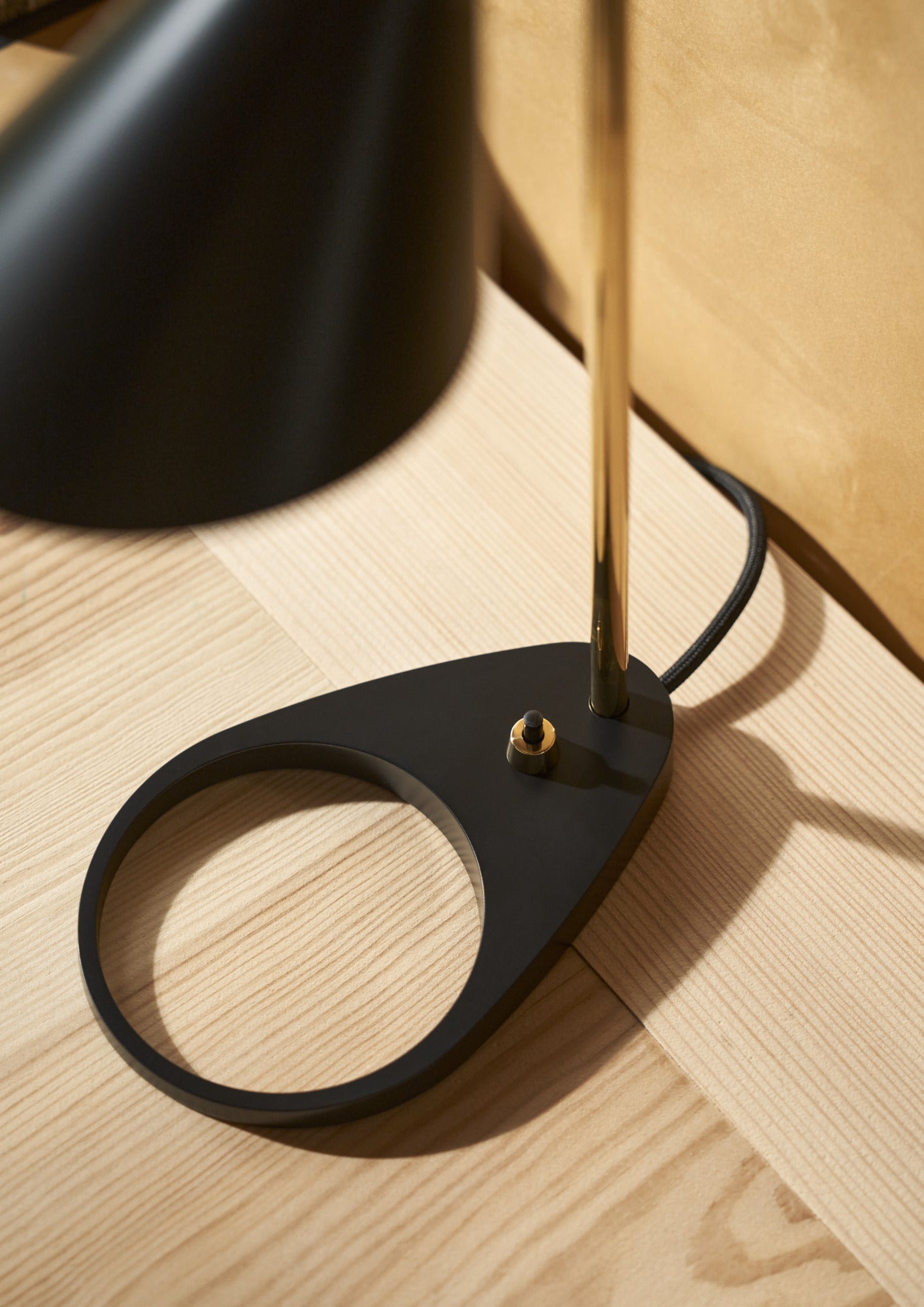 AJ MINI black table lamp with brass