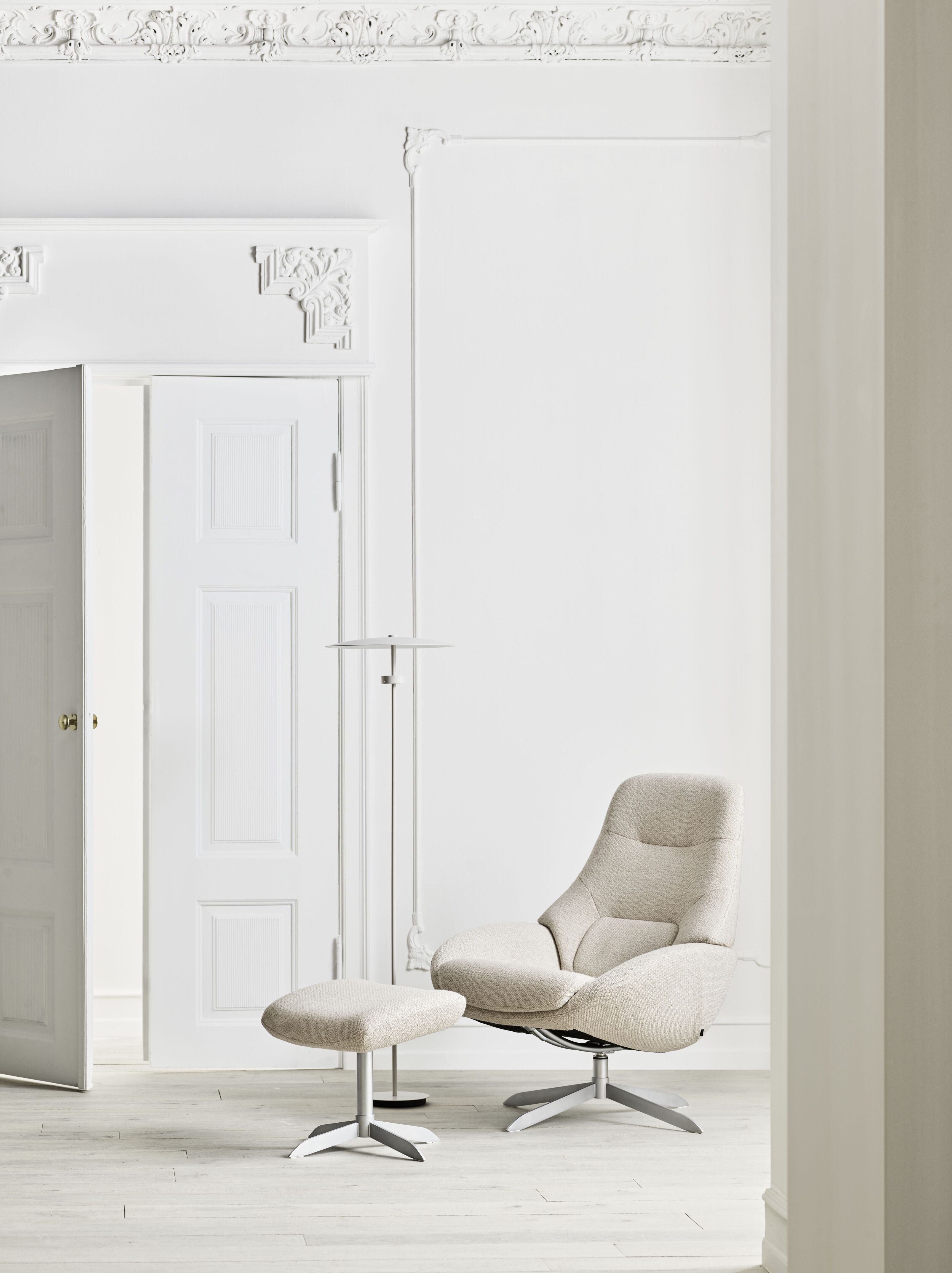 Fauteuil SAGA stalen basis