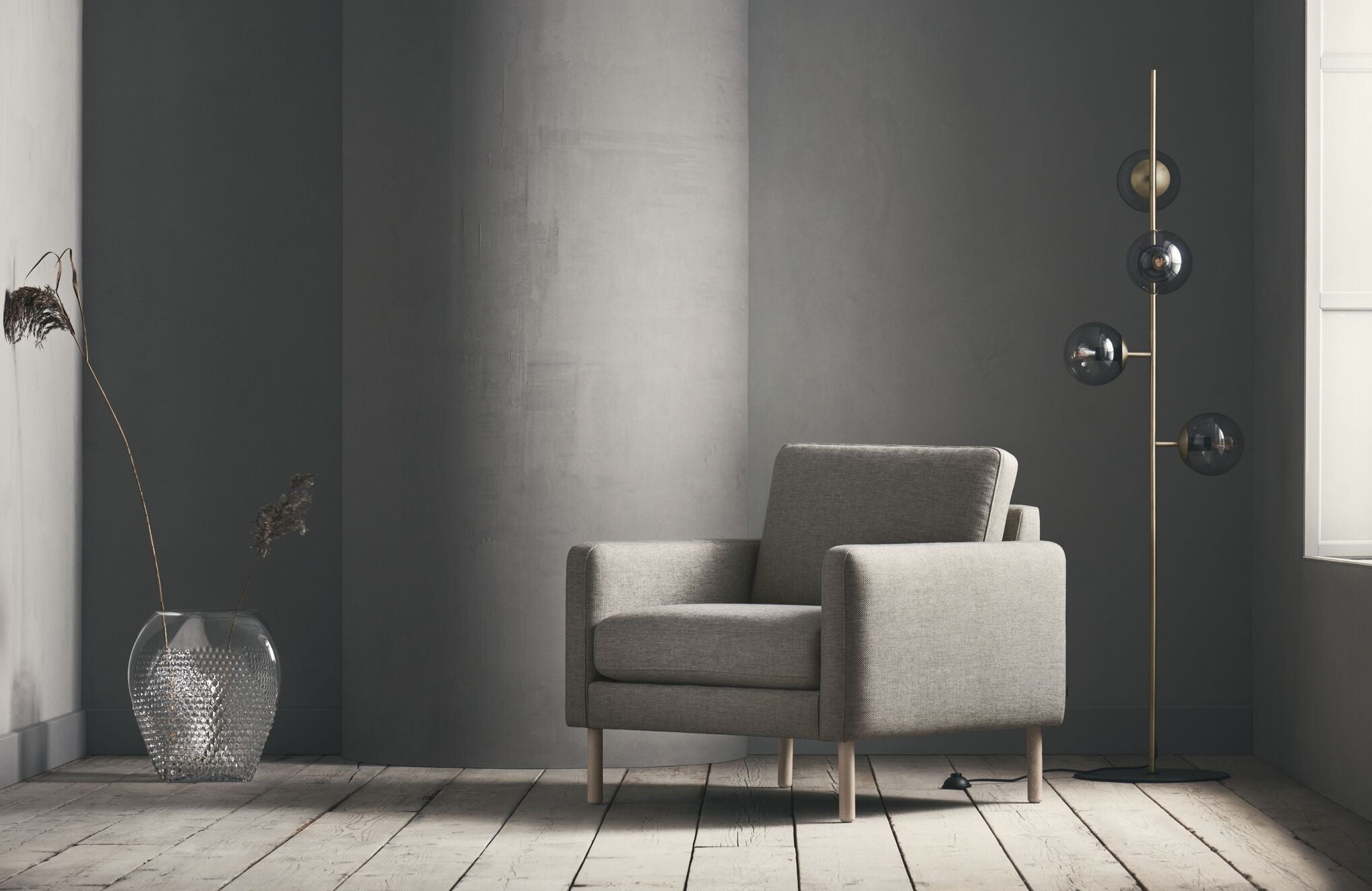 Vaas BRAMBLE donker glas