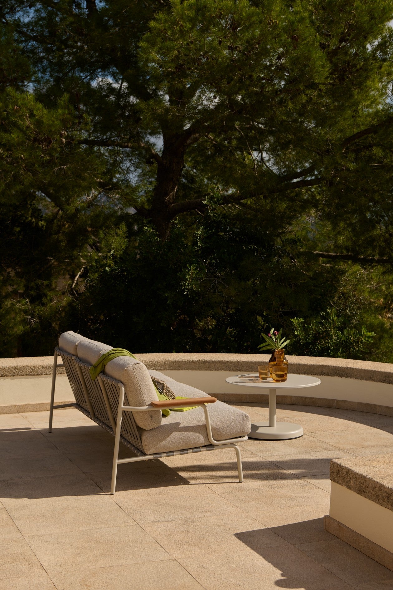 Outdoor 2-Seater Sofa with Armrests SETTLE Light Gray with Gray Base [Amelia]