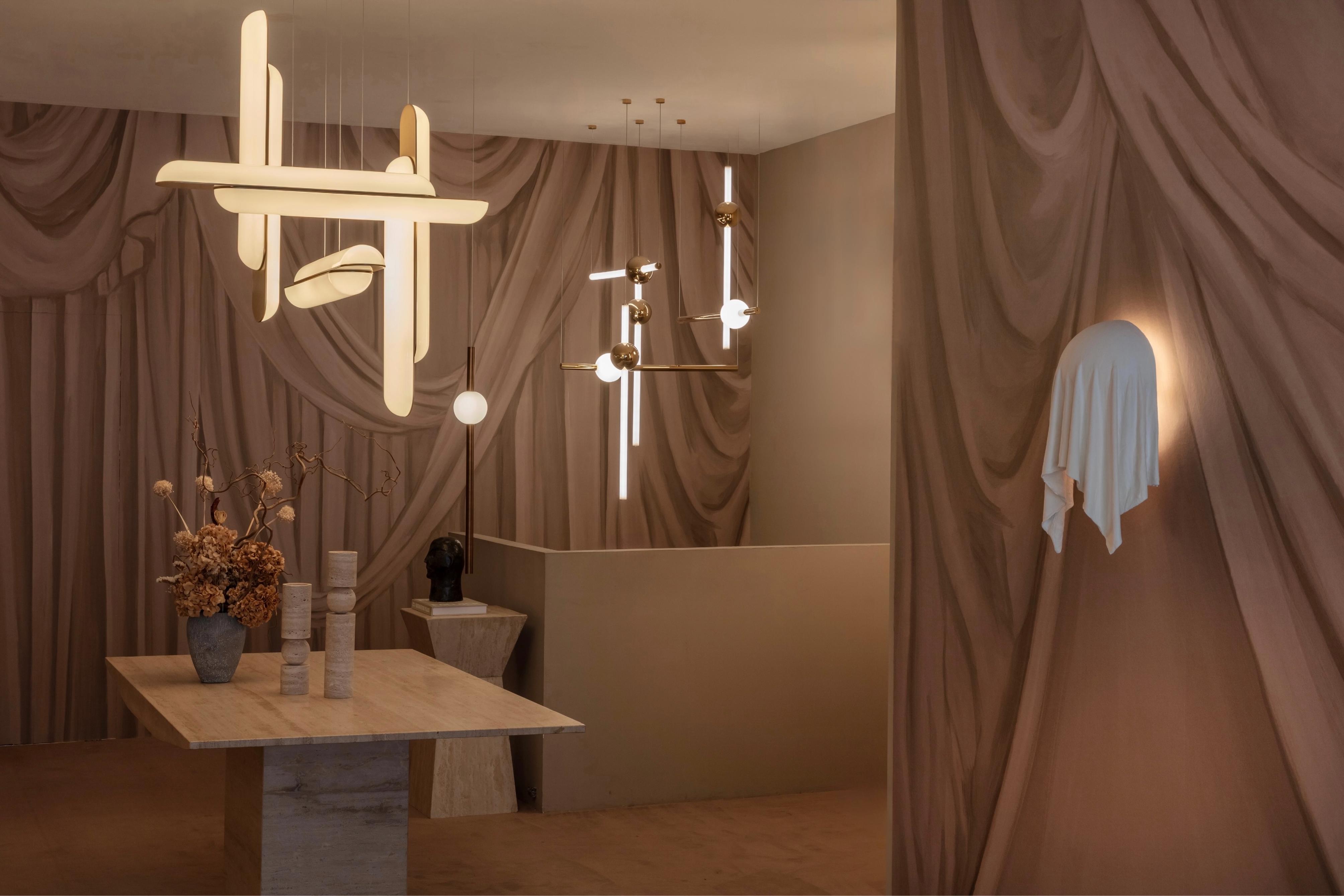Wandlamp REQUIEM stof en gips