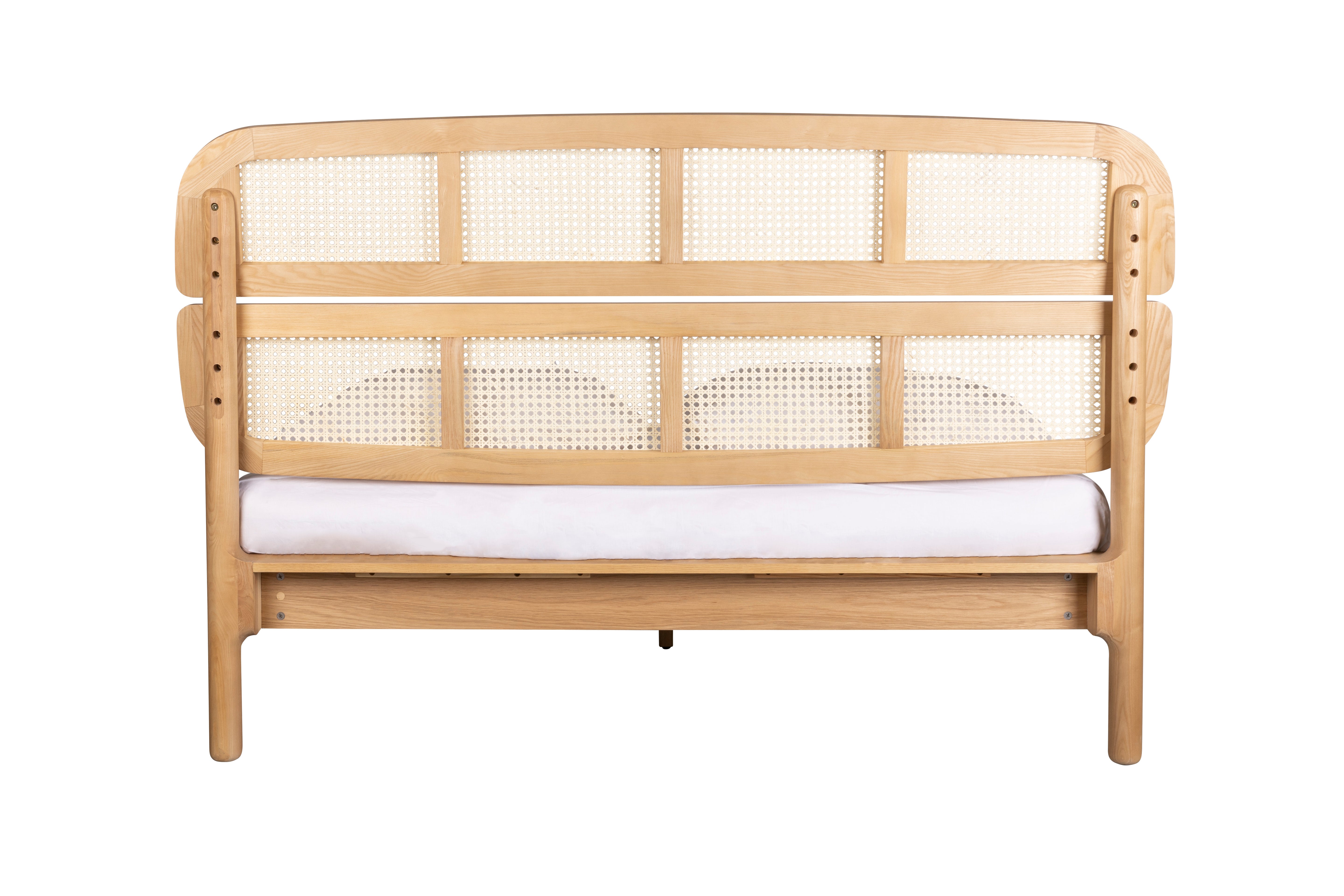 Bed STORM WEBBING van essenhout