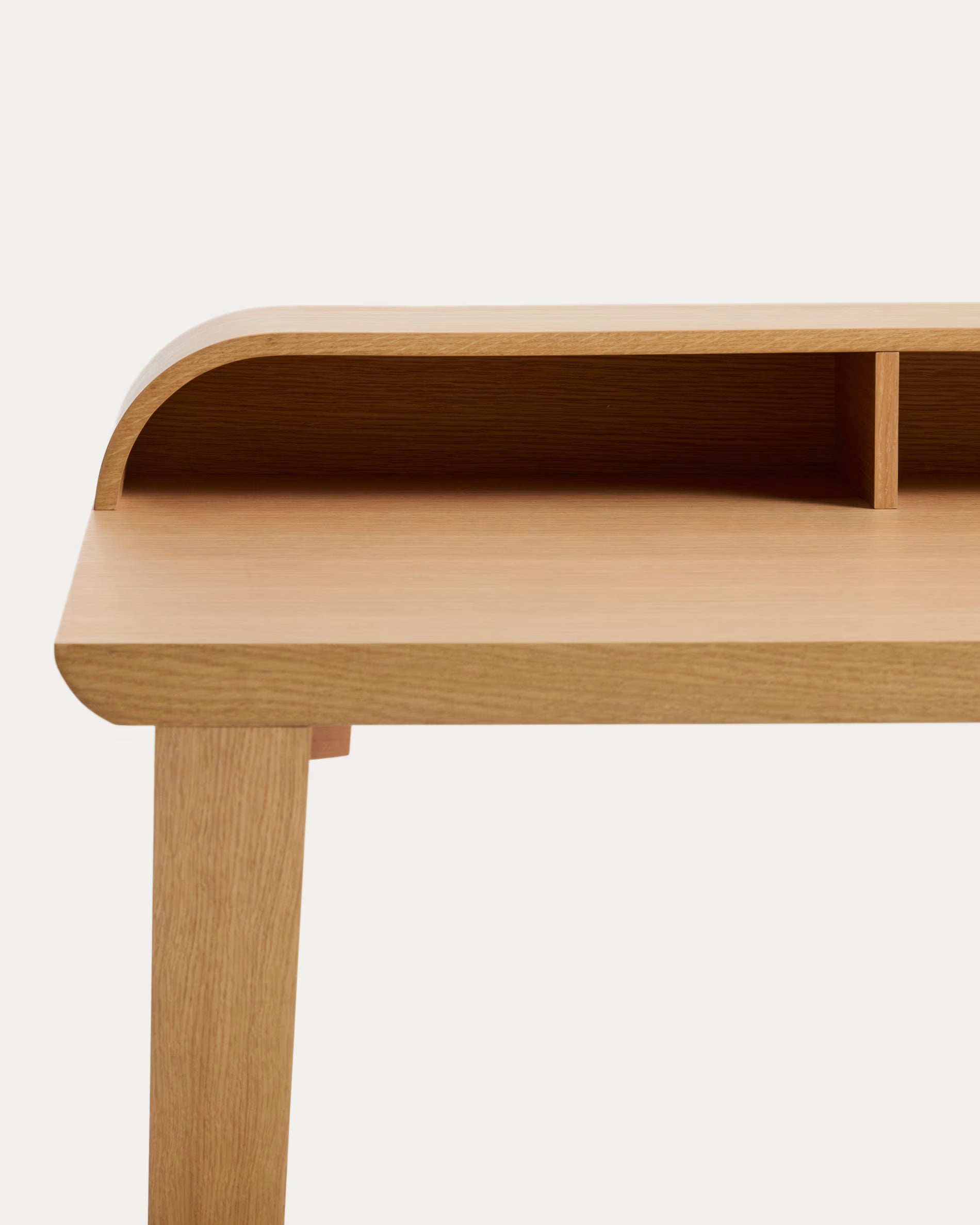 DILARE bureau van eikenhout