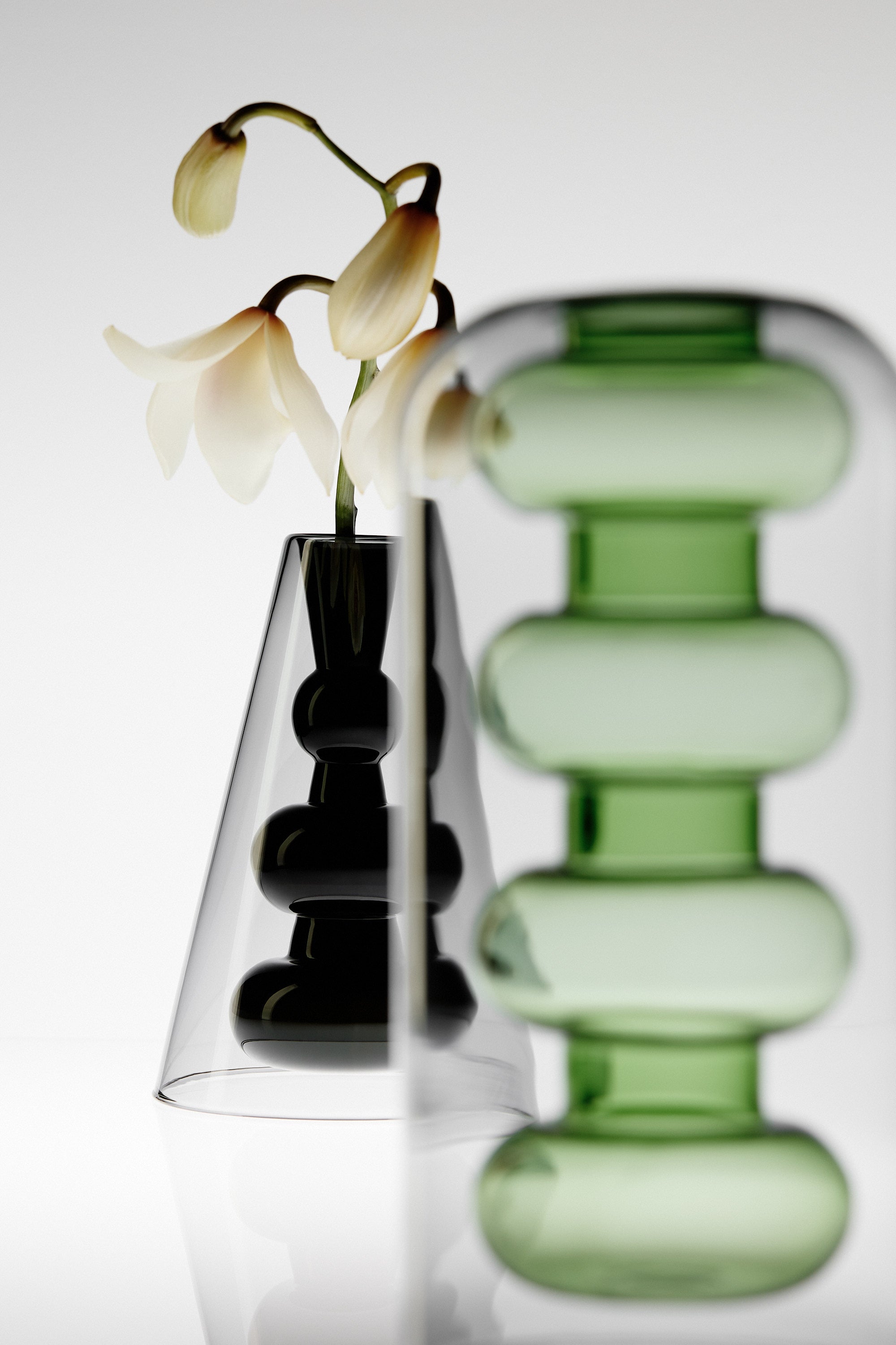 Vaas BUMP CONE zwart glas