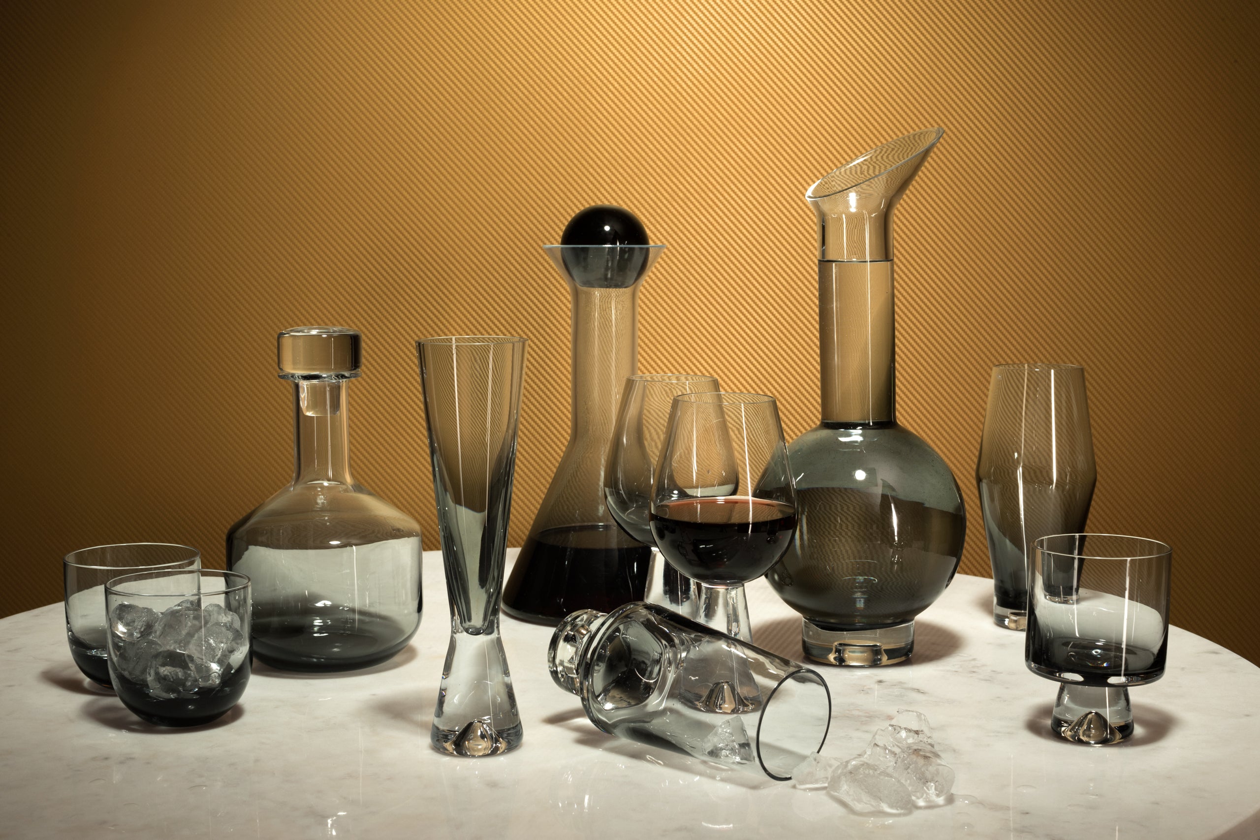 Set of whiskey glasses tank black glass