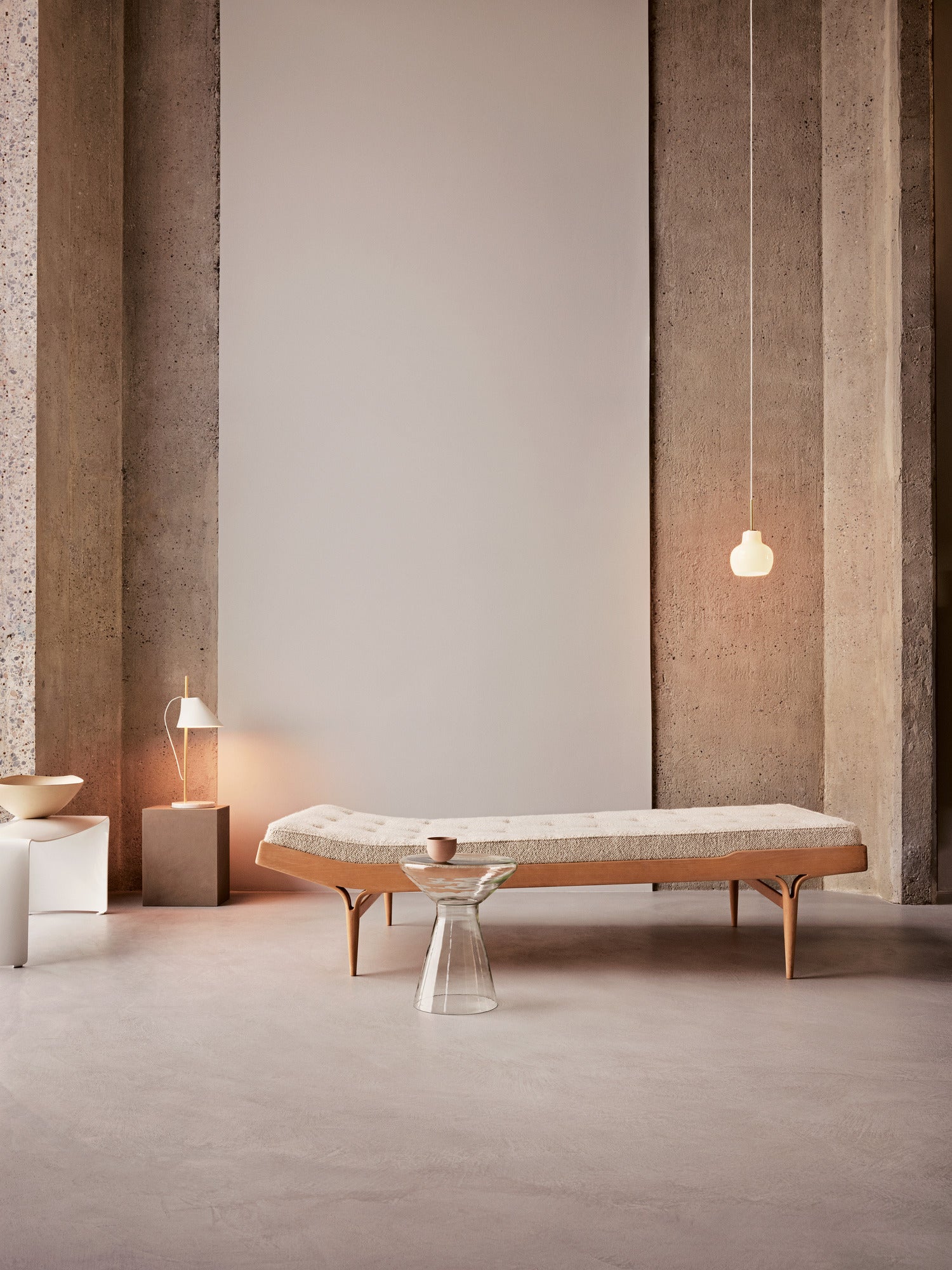 Hanglamp VL RING CROWN 1 wit met messing afwerking